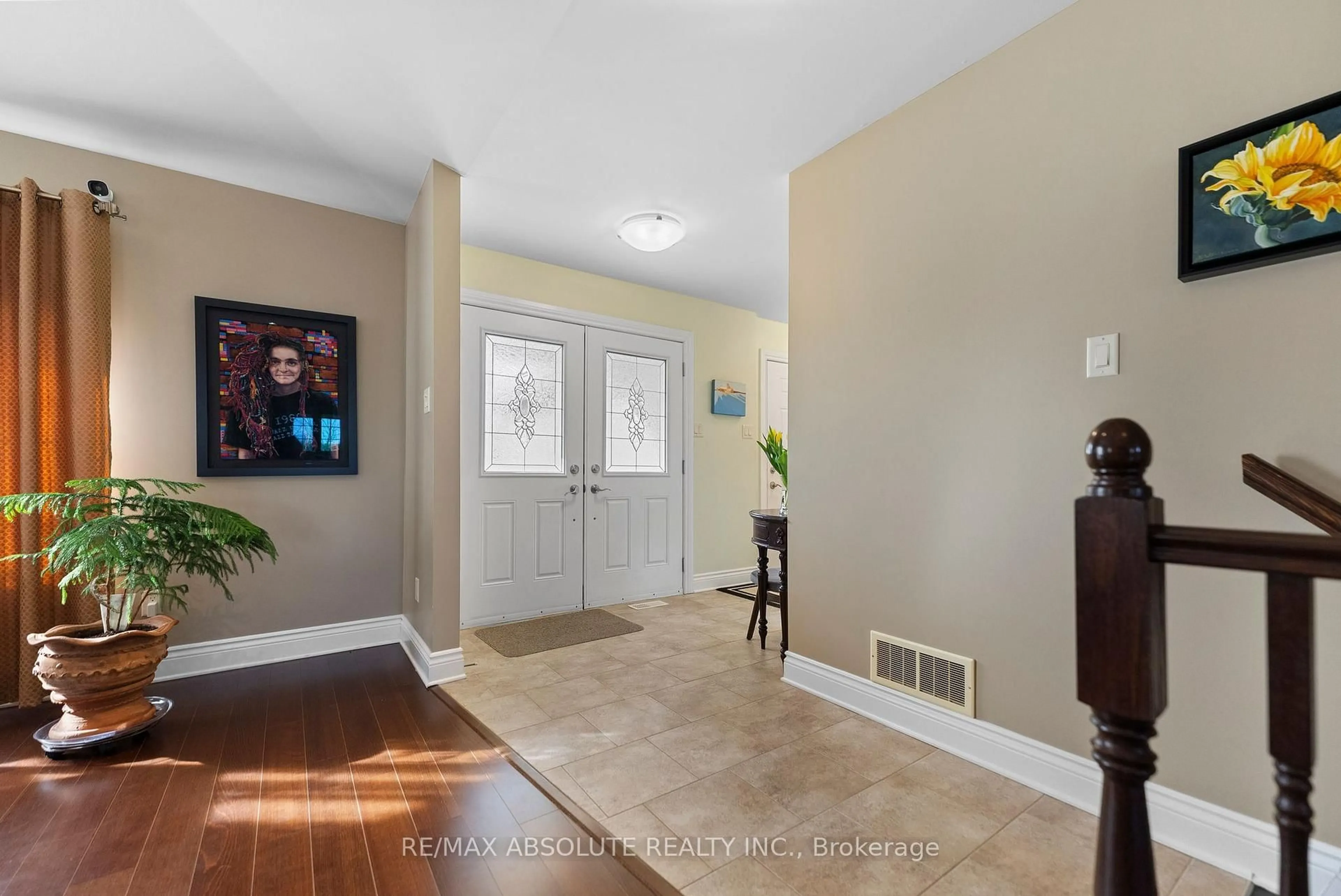Indoor entryway for 150 Ida St, Arnprior Ontario K7S 3Y4