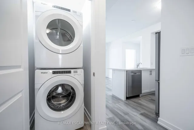 Additional property image - 470 Dundas St Unit 405