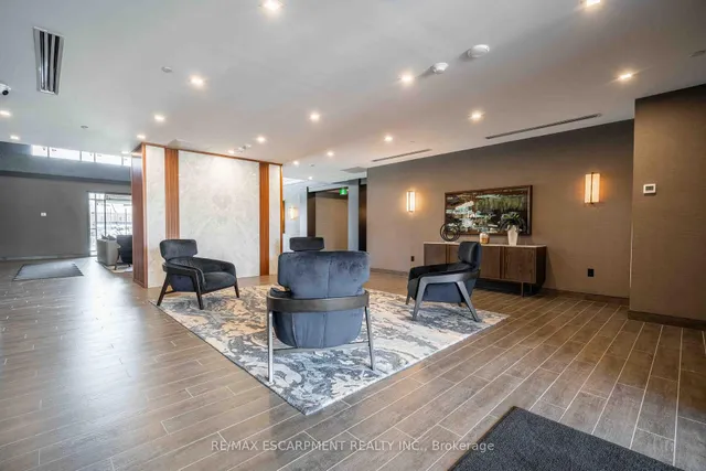 Additional property image - 470 Dundas St Unit 405