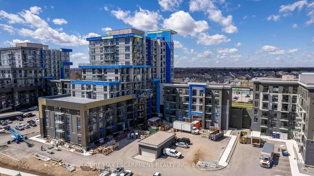 Additional property image - 470 Dundas St Unit 405