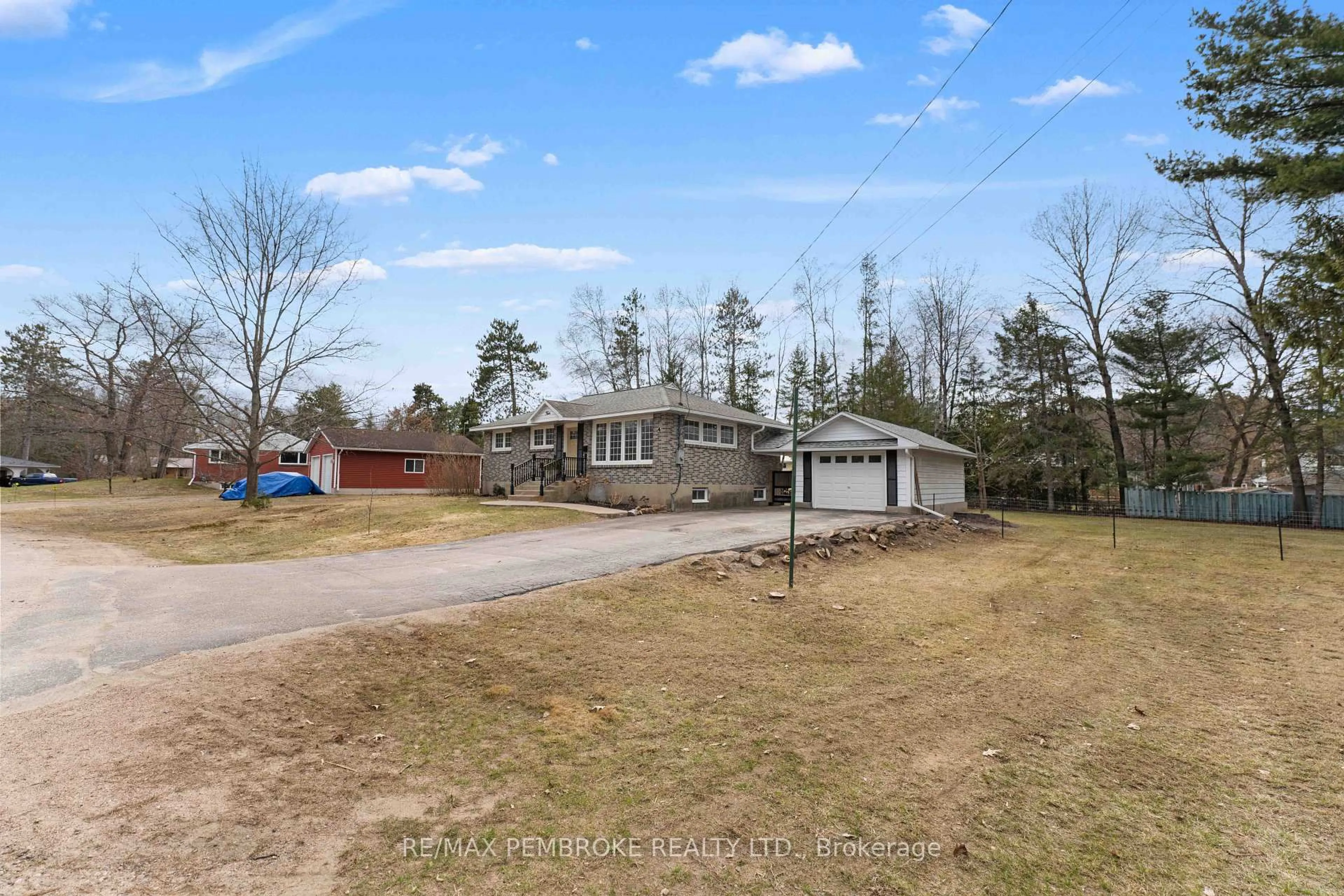 A pic from outside/outdoor area/front of a property/back of a property/a pic from drone, unknown for 4 Labine Cres, Petawawa Ontario K8H 2H9