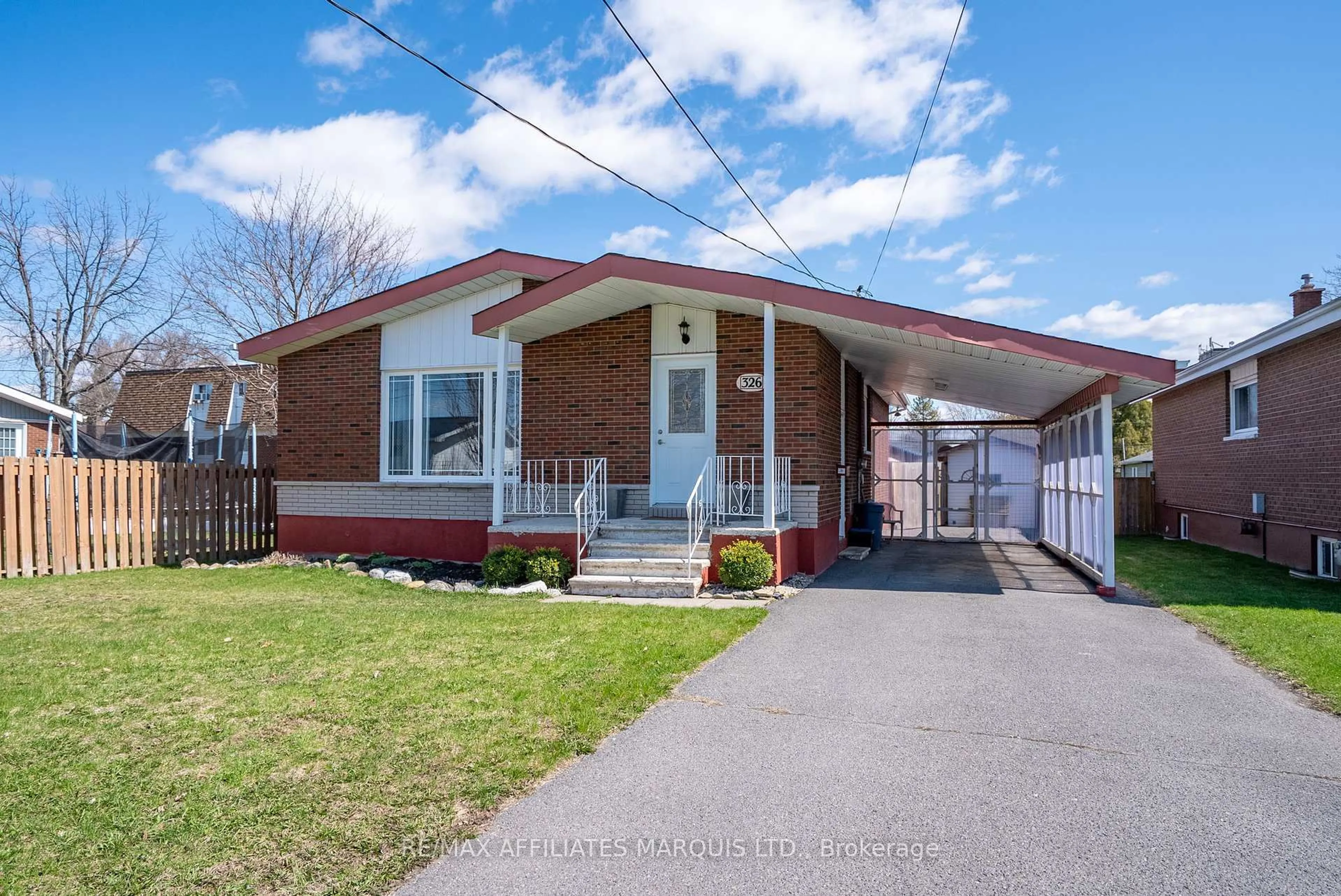 Home with vinyl exterior material, street for 326 Danis Ave, Cornwall Ontario K6H 5E9