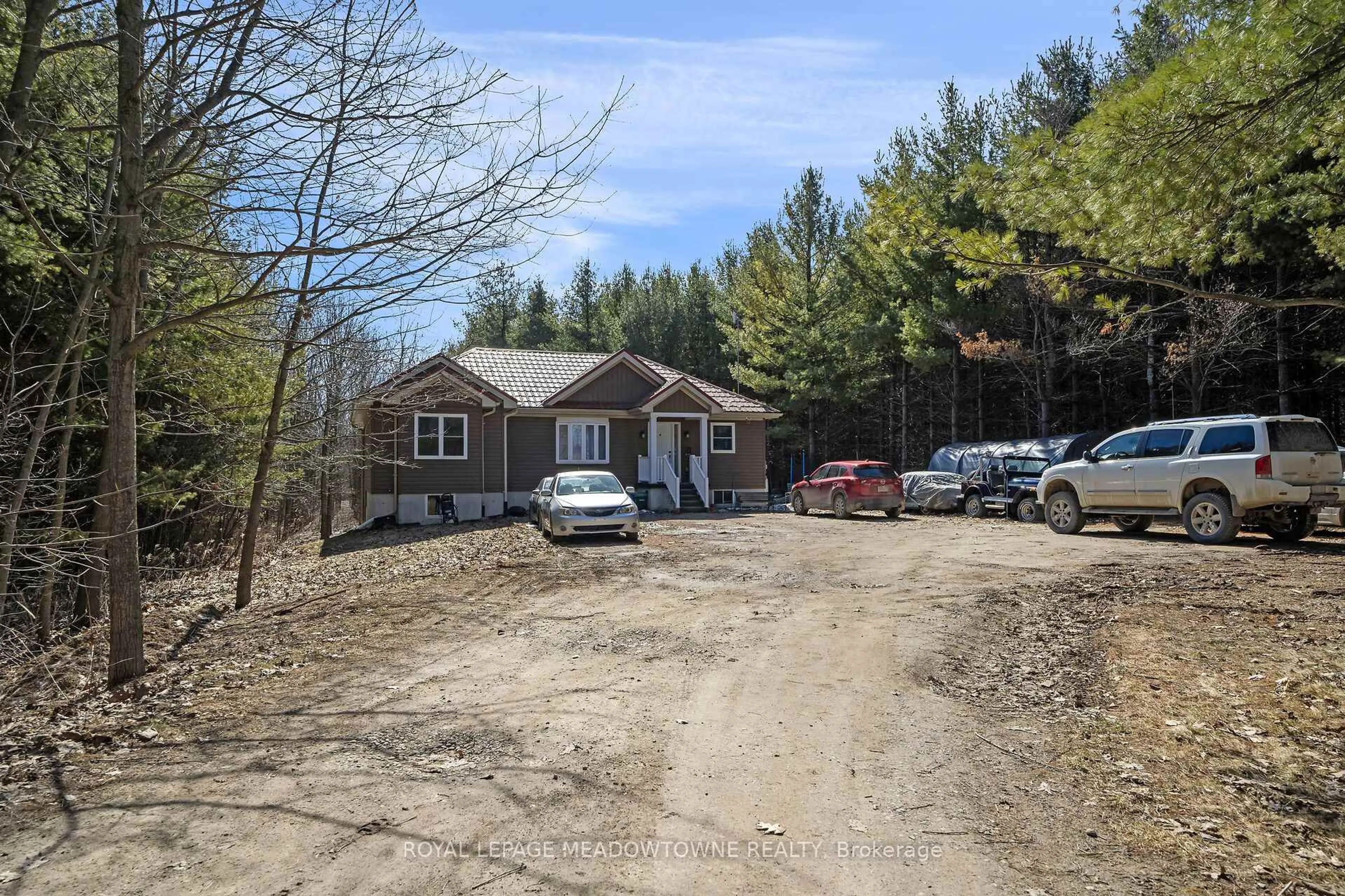 A pic from outside/outdoor area/front of a property/back of a property/a pic from drone, street for 9341 Sideroad 9 N/A, Erin Ontario L7J 2L8