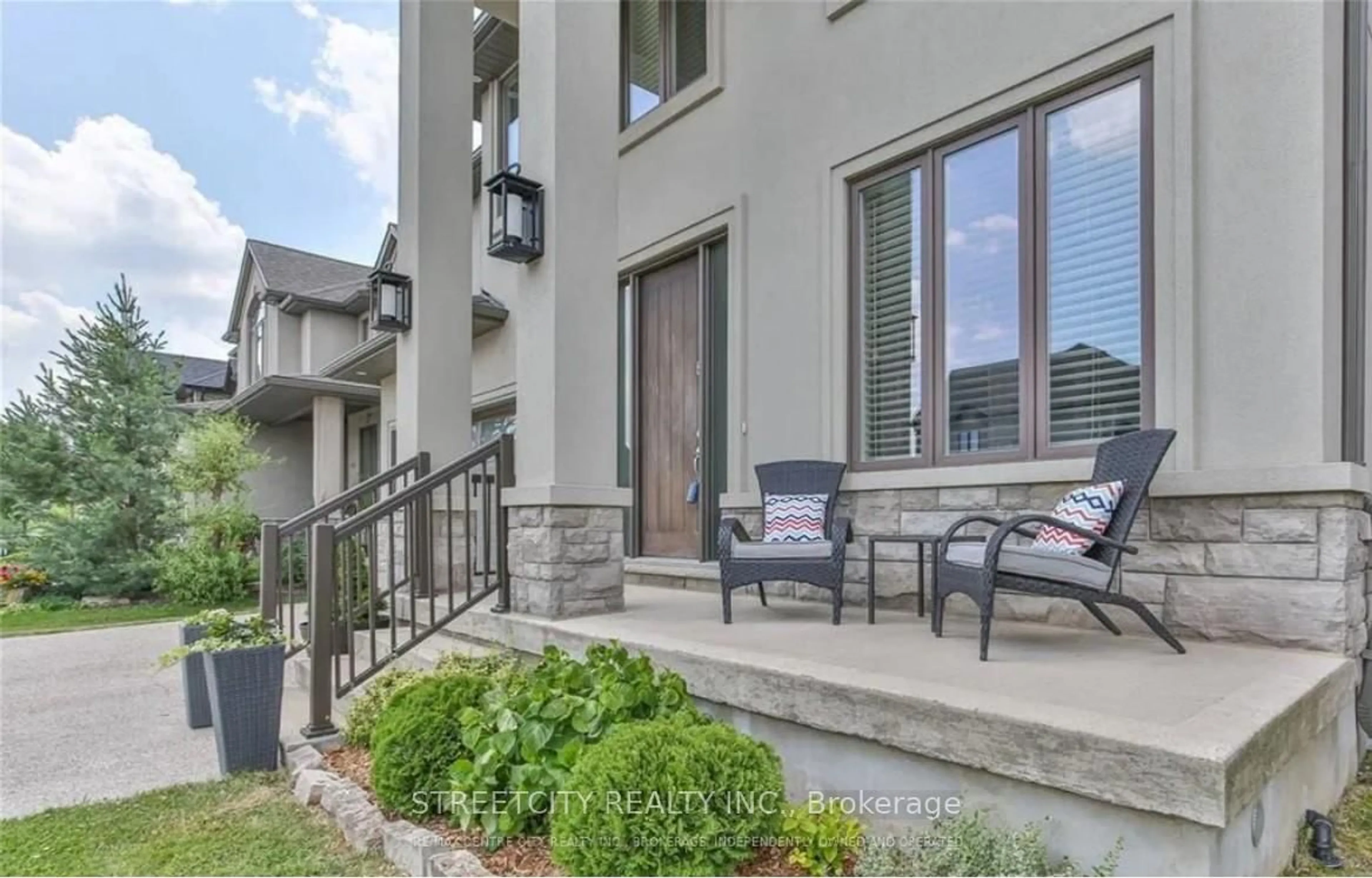 Patio, unknown for 3173 Tillmann Rd, London South Ontario N6P 0C2