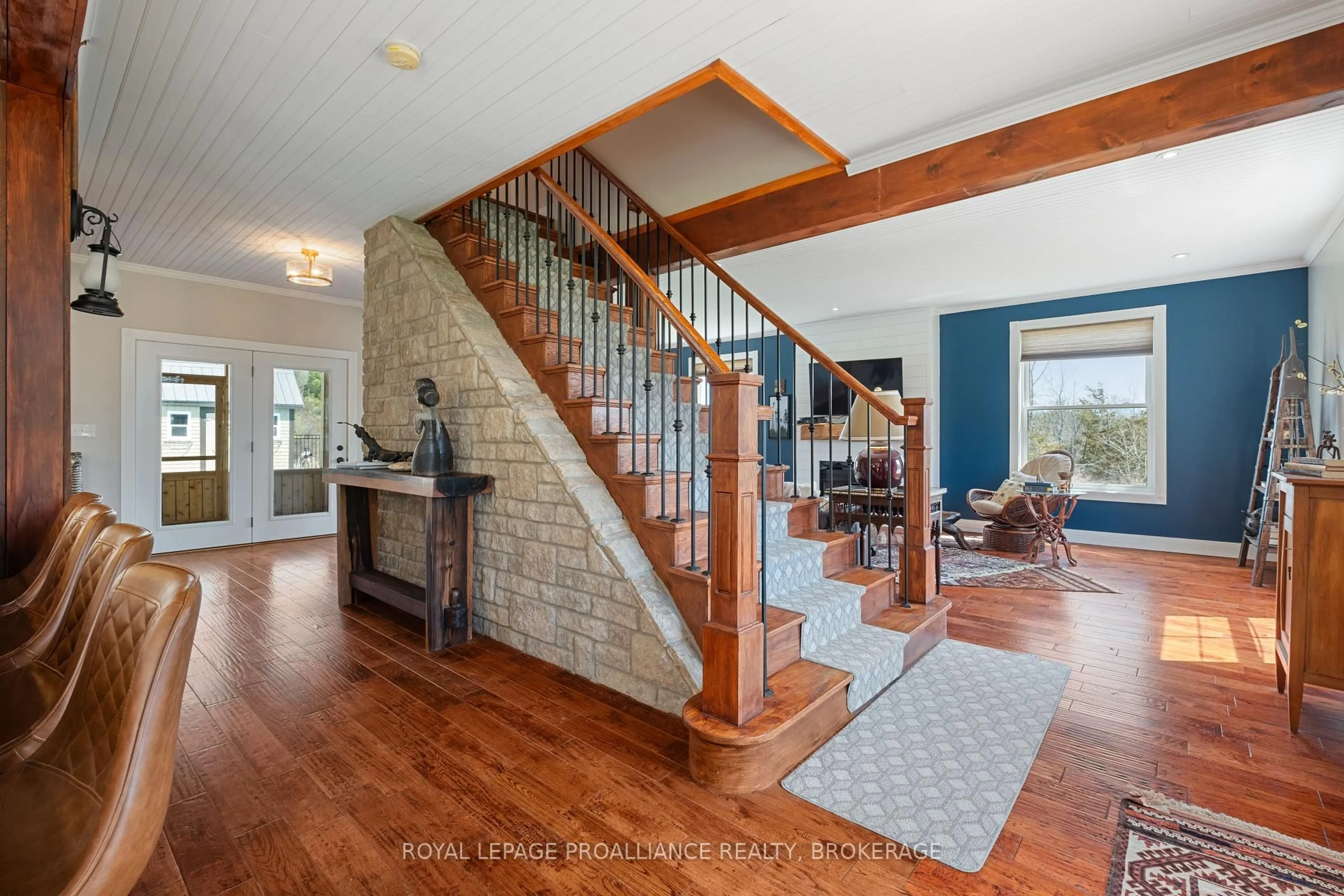 Indoor entryway for 2325 Empey Rd, Yarker Ontario K0K 3N0