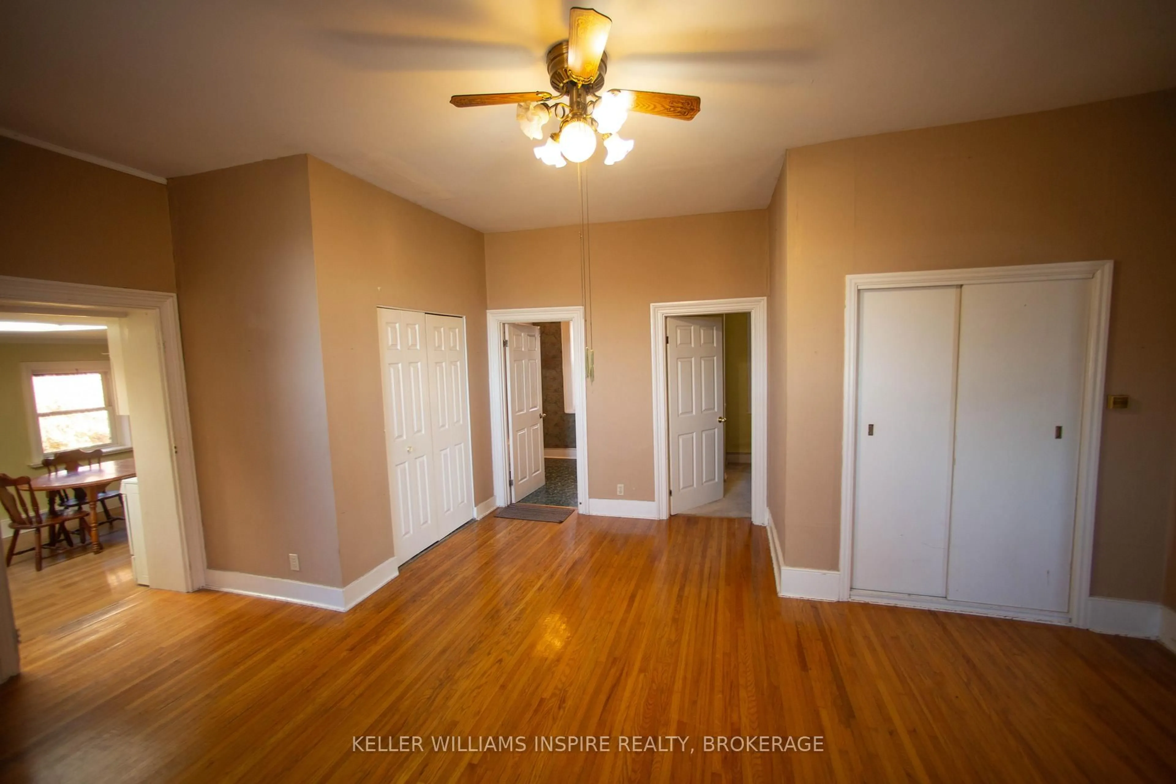 A pic of a room for 255 Sidney St, Belleville Ontario K8P 3Z2