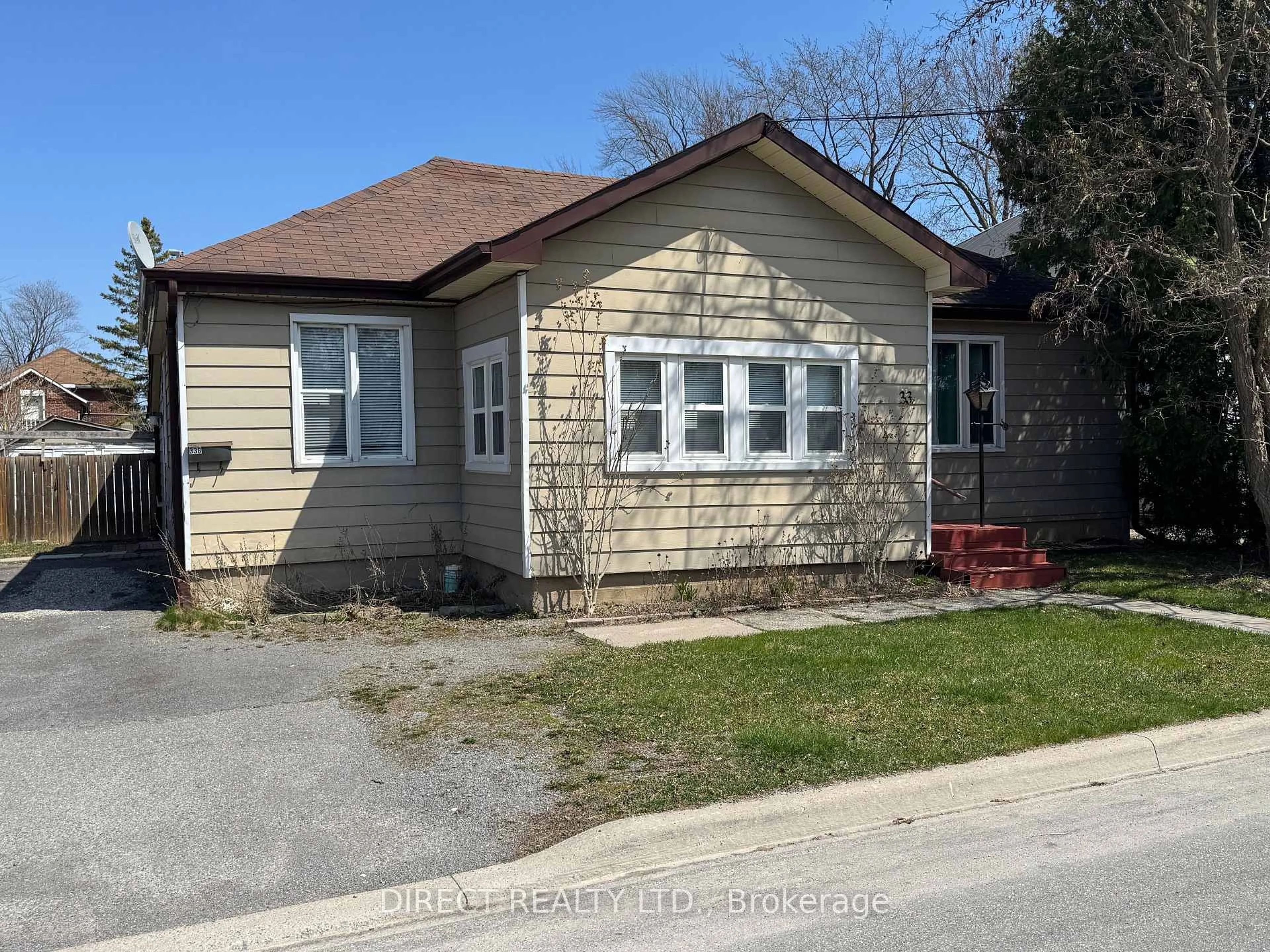 Unknown for 33 Sinclair St, Belleville Ontario K8P 3S5
