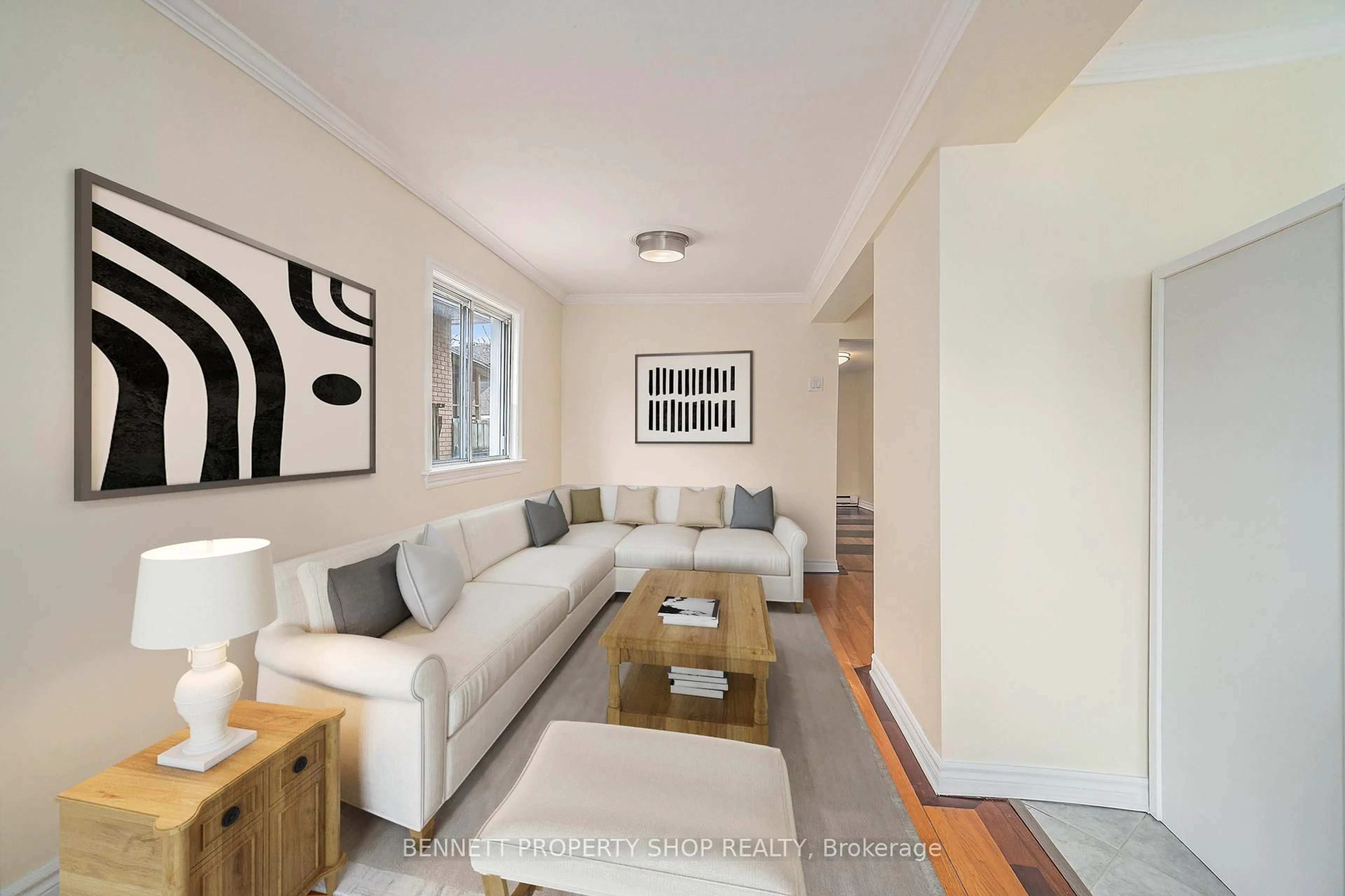 Living room with furniture, unknown for 978 Admiral Ave, Ottawa Ontario K1Z 6L9