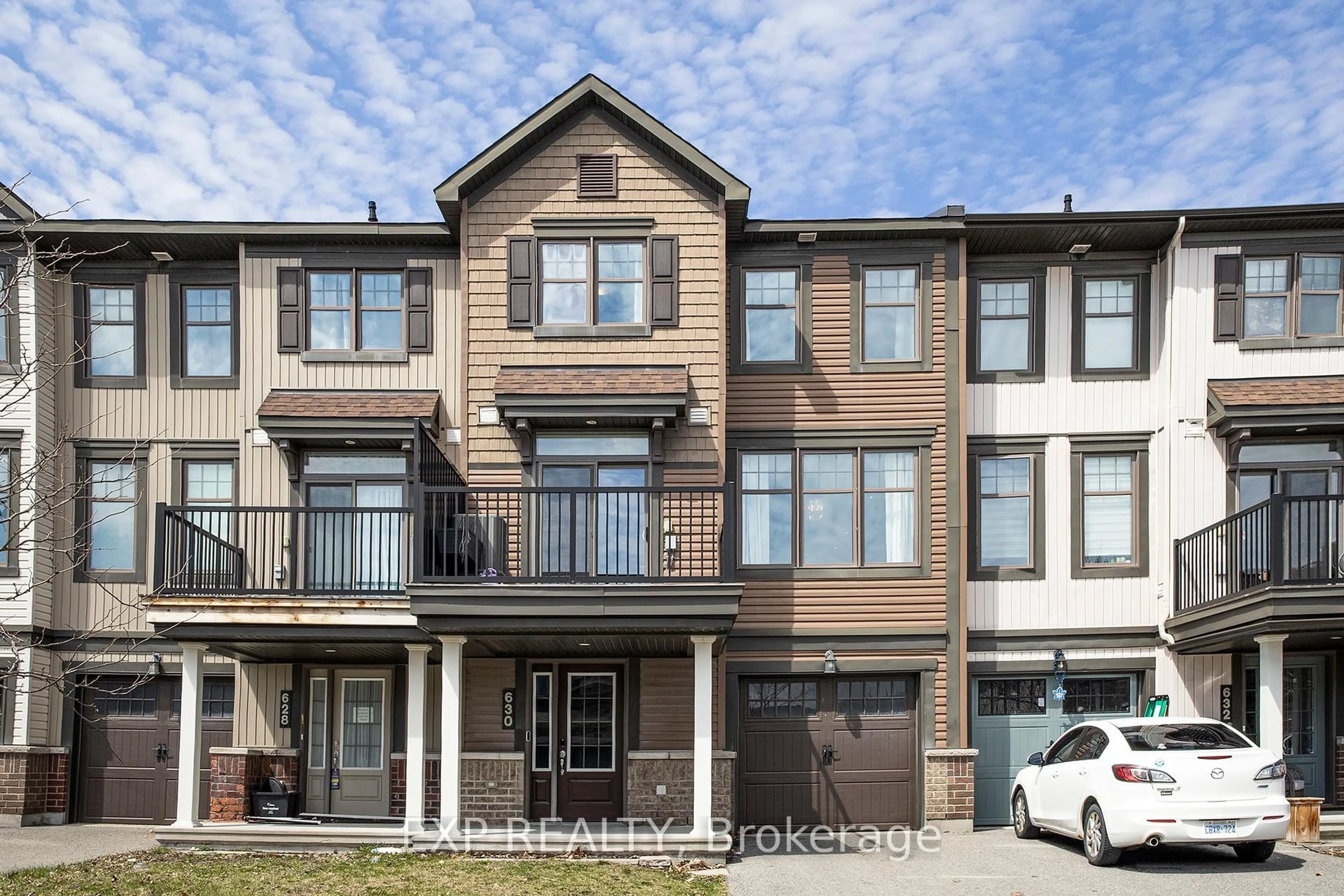 Home with brick exterior material, unknown for 630 Lauraleaf Cres, Ottawa Ontario K2J 6G9