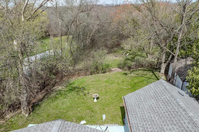 Additional property image - 701 York Rd