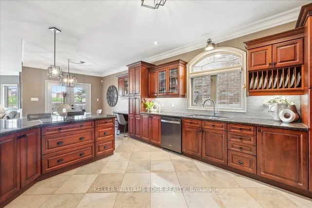 Additional property image - 24 Tevere Pl