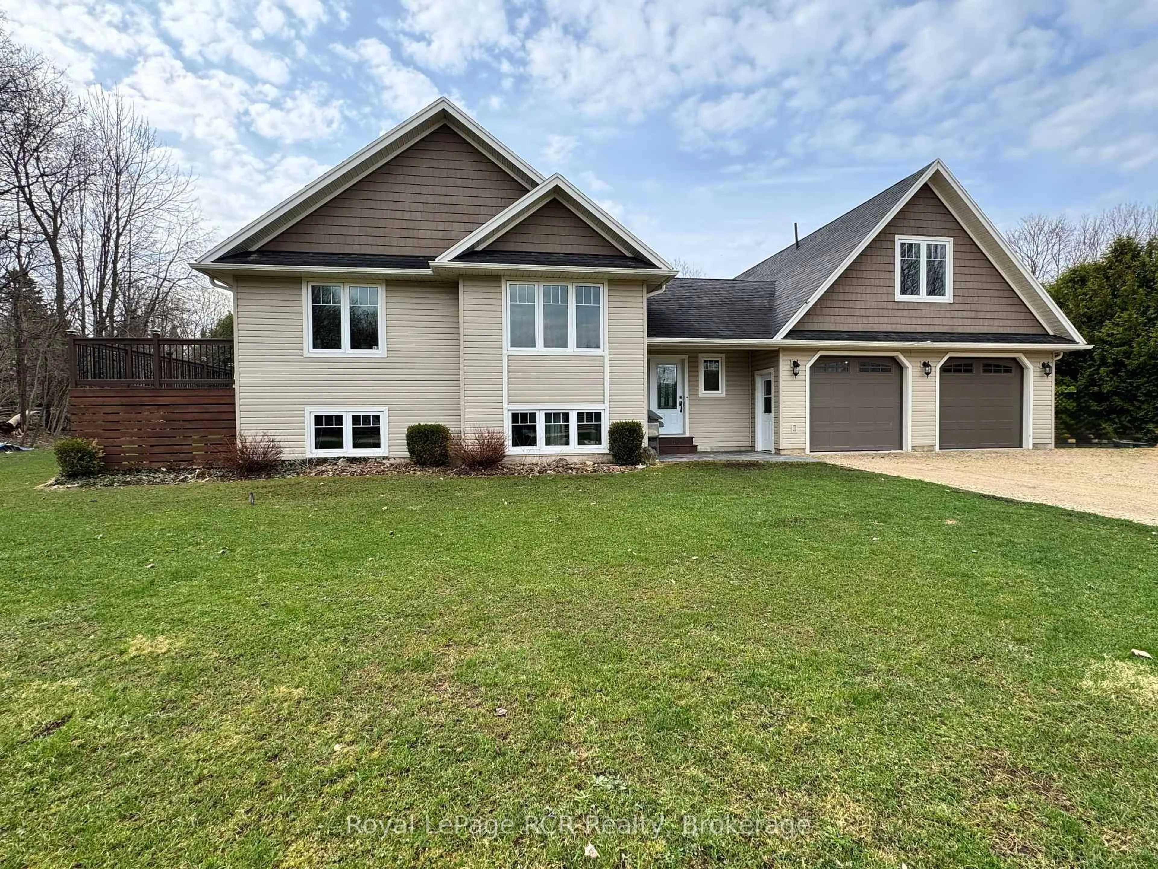 Home with vinyl exterior material, street for 180 Raglan St, Grey Highlands Ontario N0C 1E0