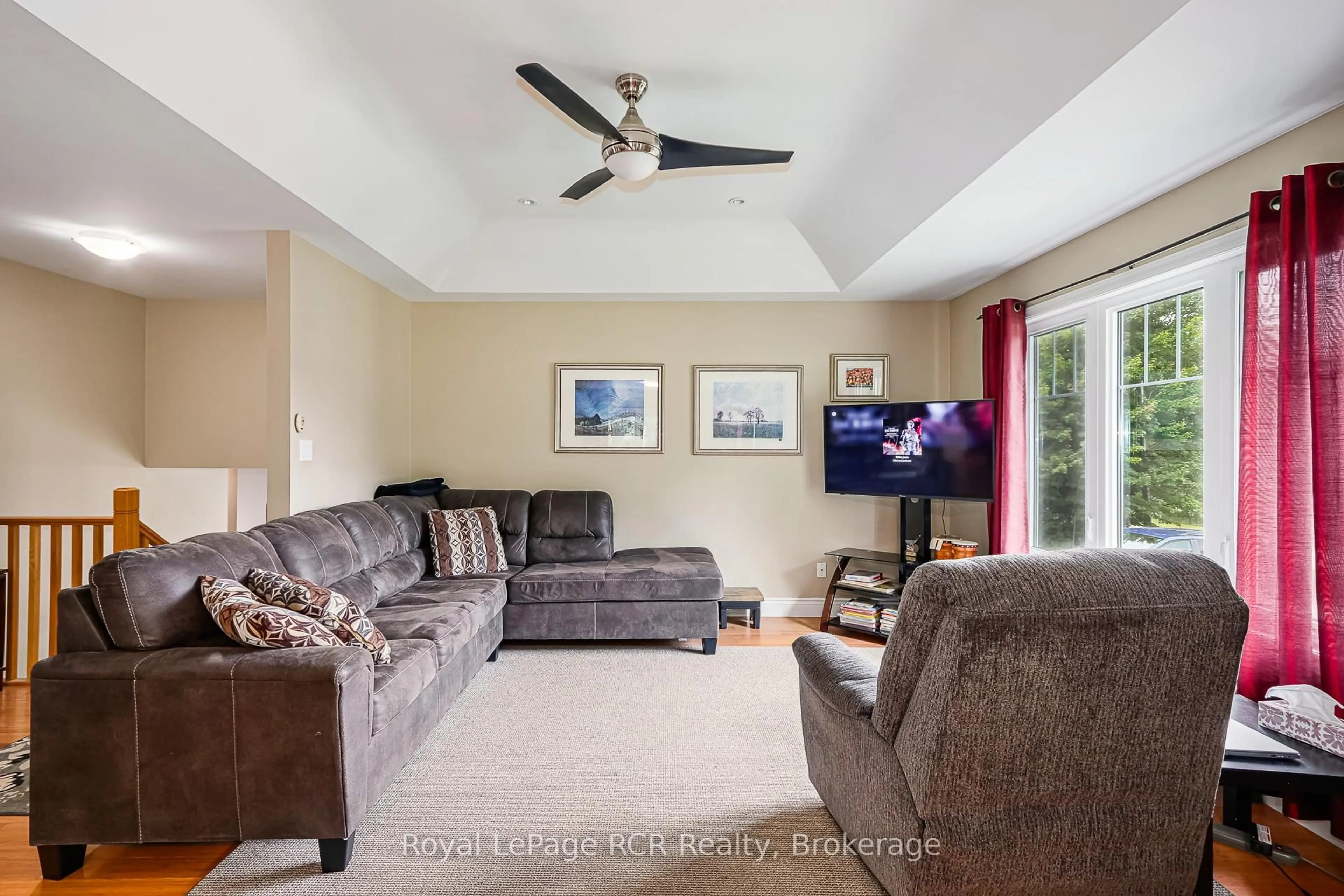 Living room with furniture, unknown for 180 Raglan St, Grey Highlands Ontario N0C 1E0