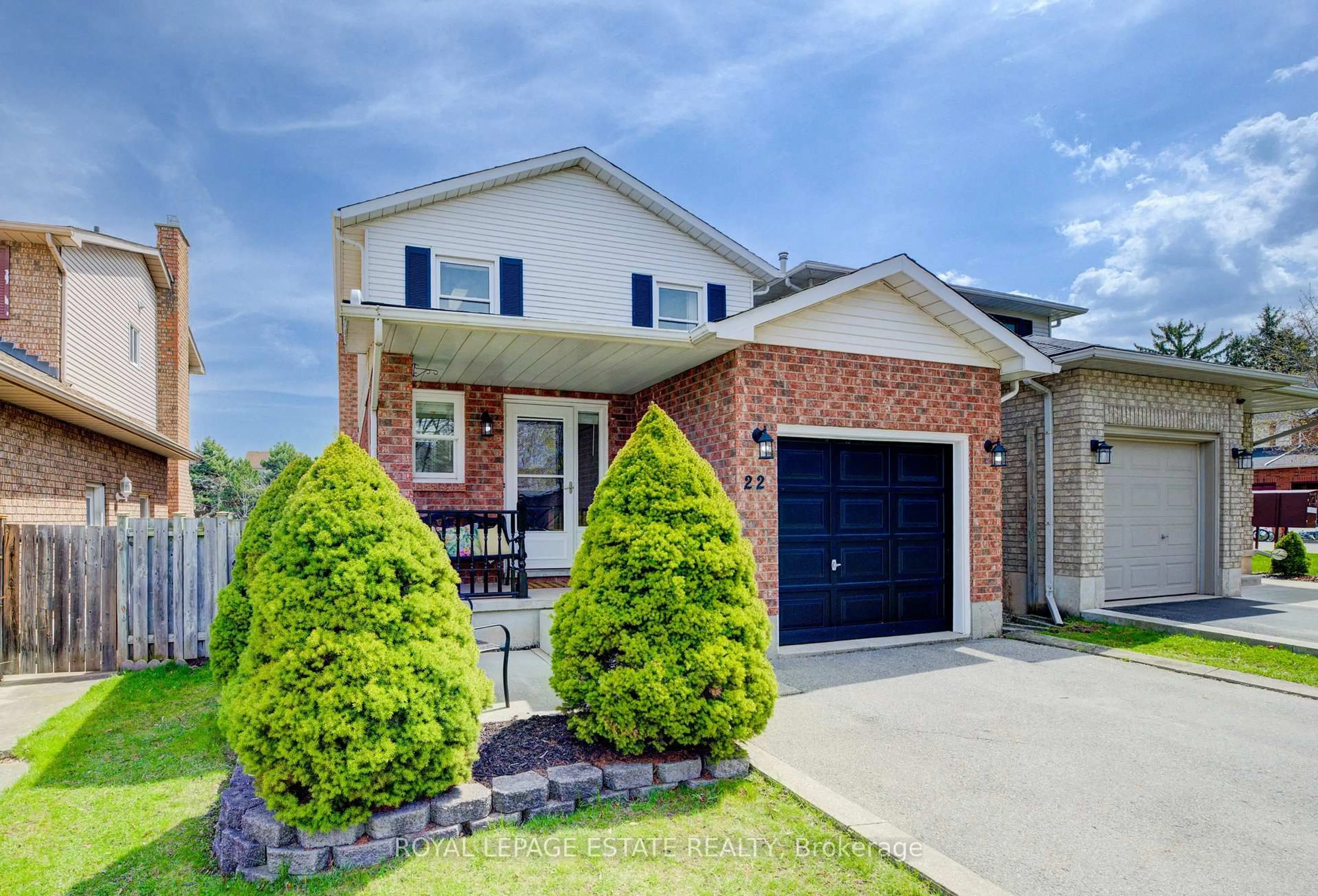 Home with brick exterior material, street for 22 TOMAHAWK Dr, Grimsby Ontario L3M 5G5