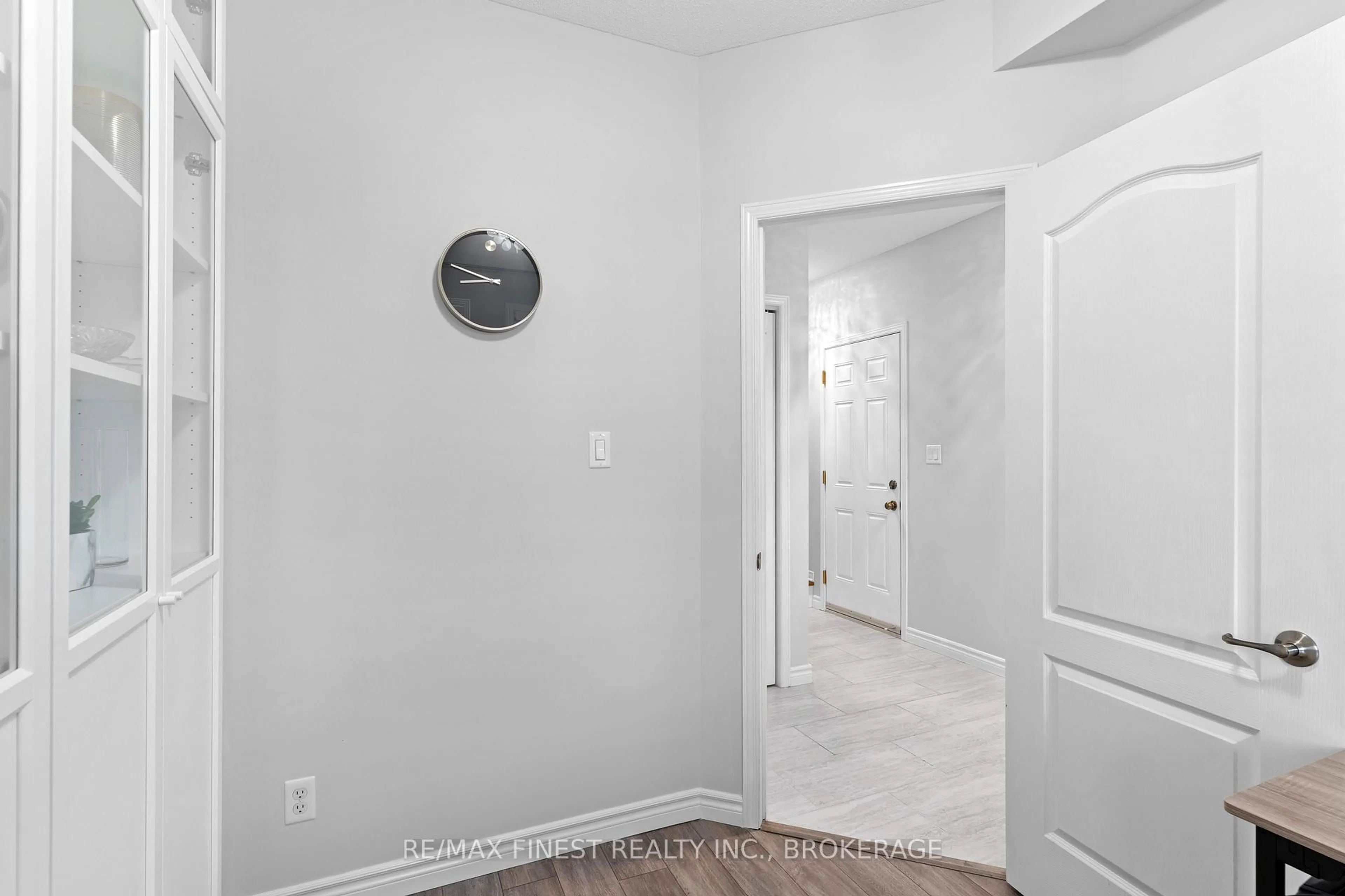 Unknown for 811 Lotus Ave, Kingston Ontario K7K 0A3