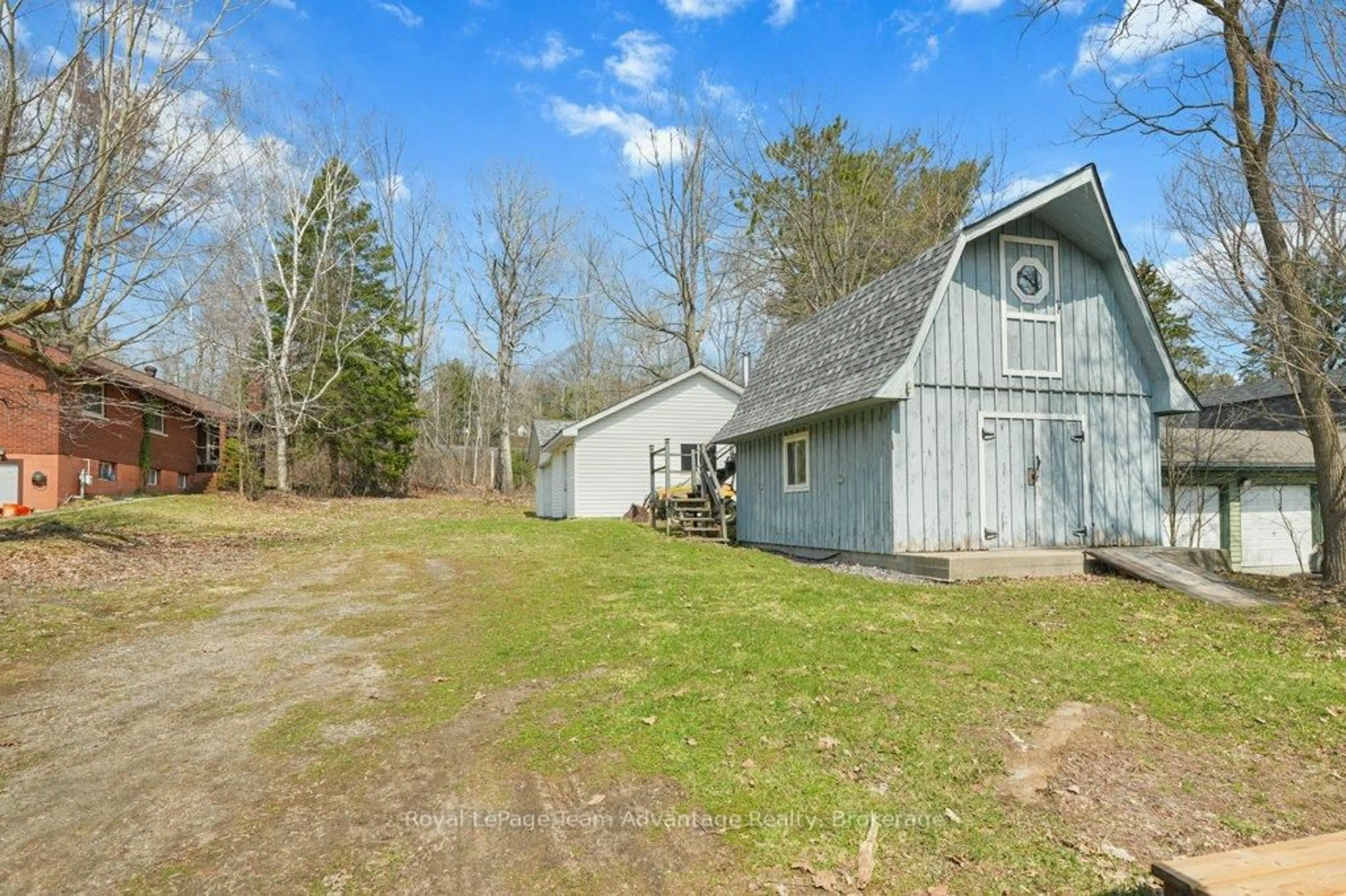 Shed for 66 William St, Parry Sound Ontario P2A 1V1