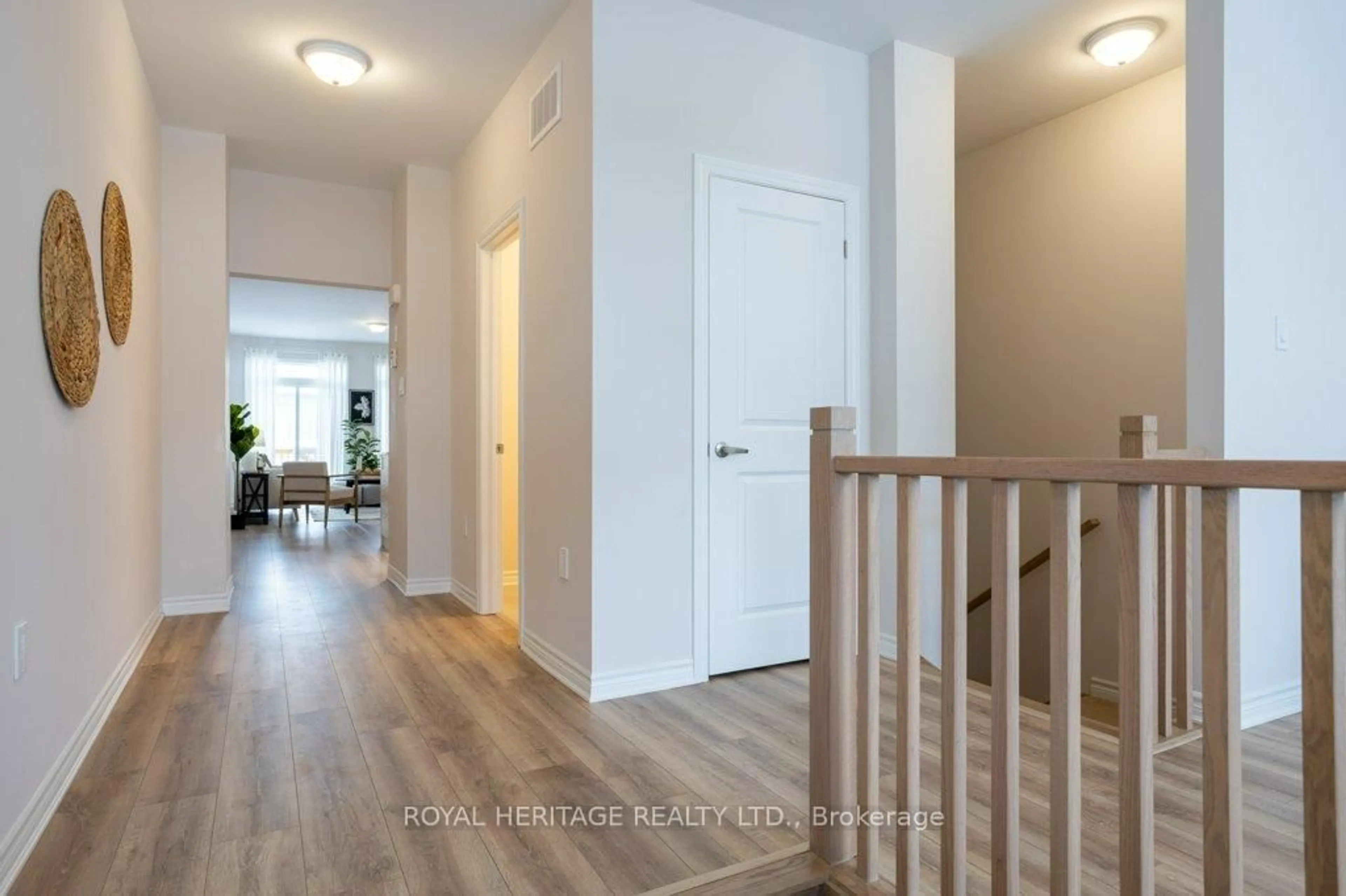Indoor entryway for 17 LAKEWOOD Cres #28, Kawartha Lakes Ontario K0M 1A0