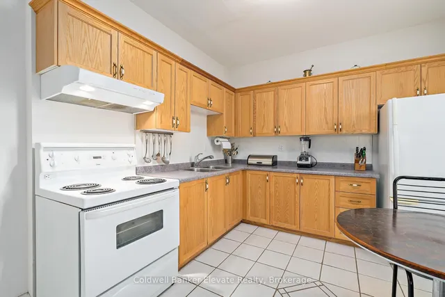 Additional image 23 of 27 Tisdale St