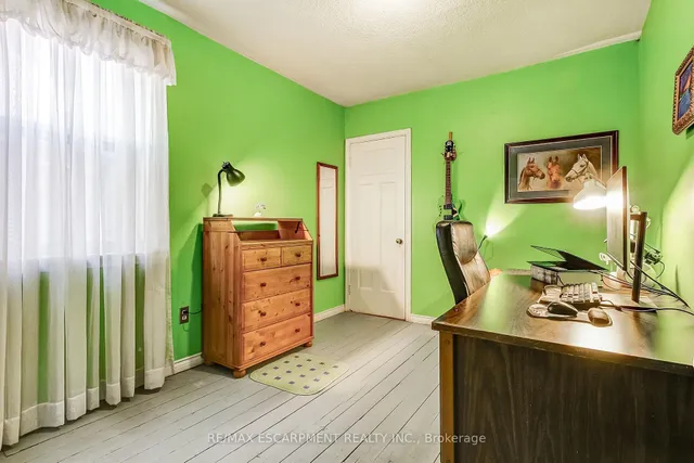 Additional property image - 51 Canada St