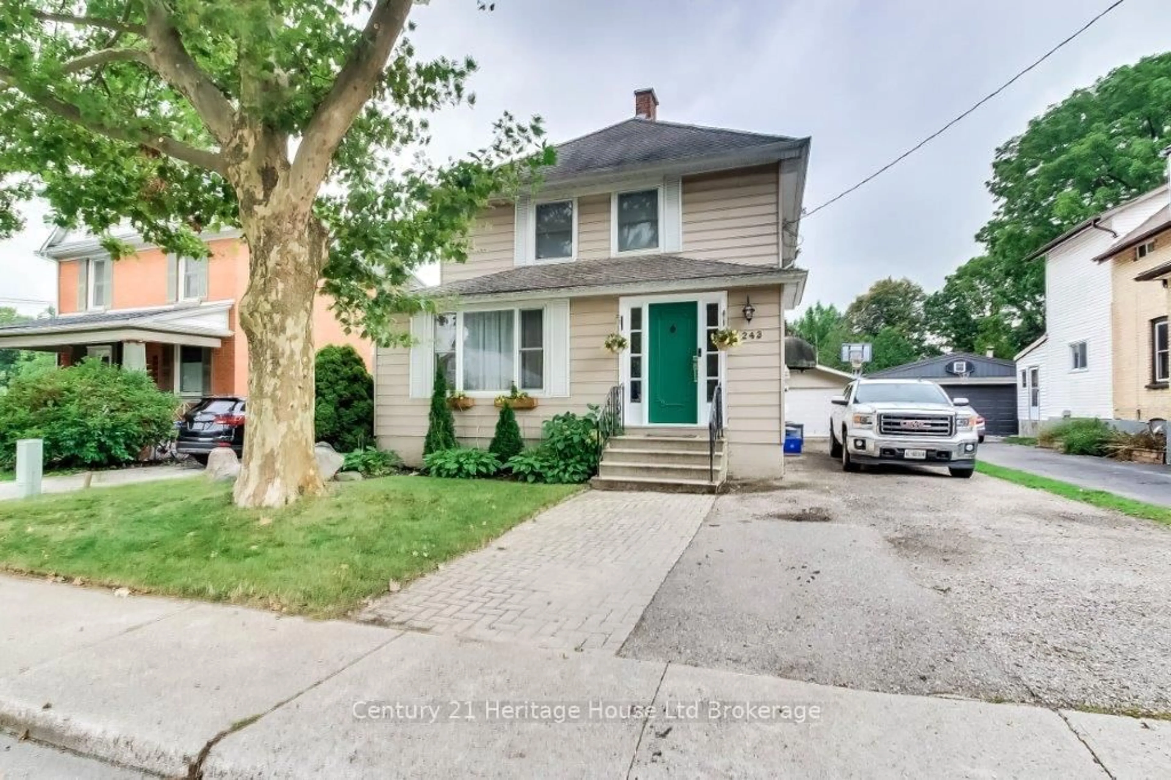 Unknown for 243 RIDDELL St, Woodstock Ontario N4S 6N5