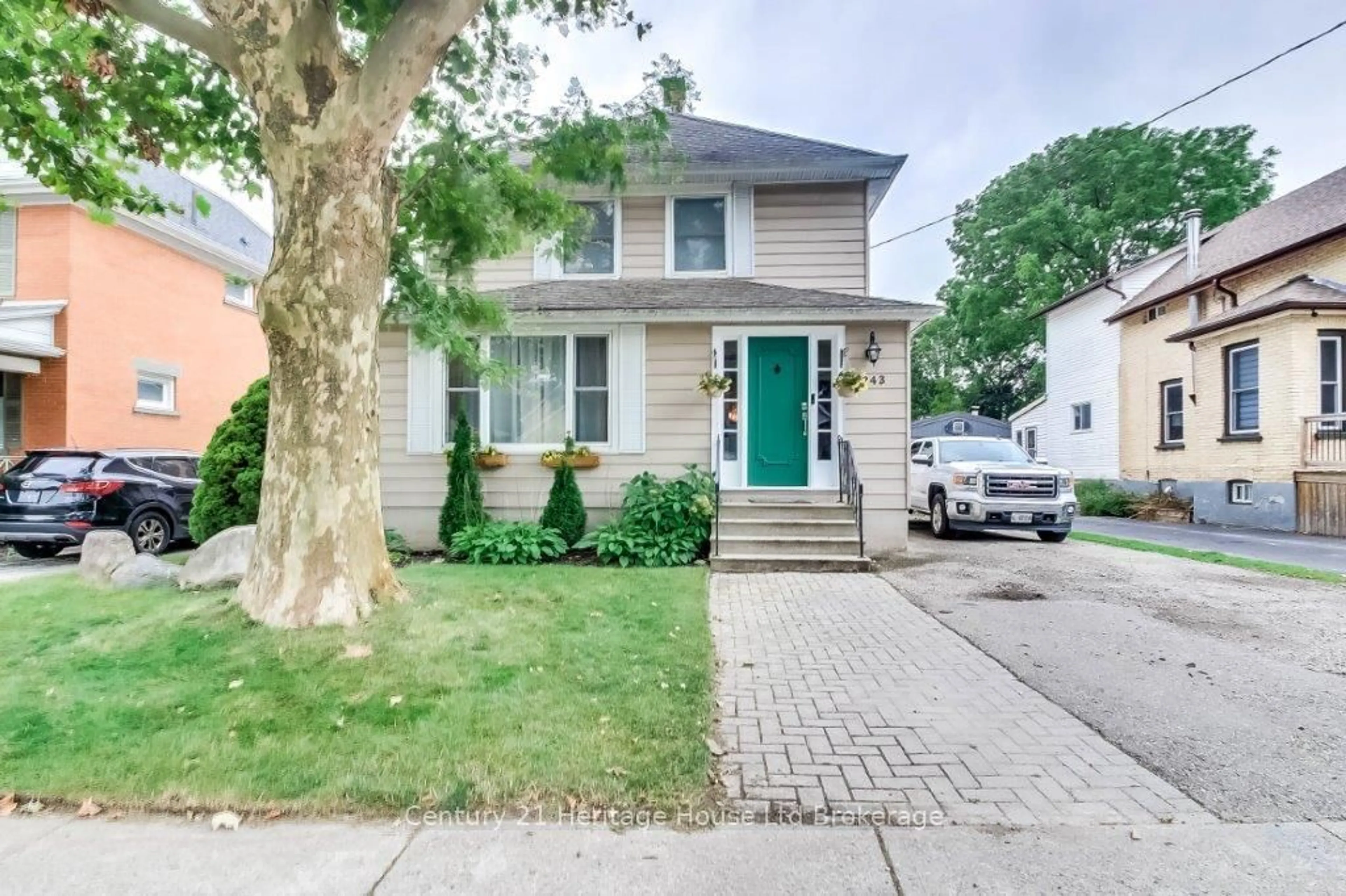 Unknown for 243 RIDDELL St, Woodstock Ontario N4S 6N5