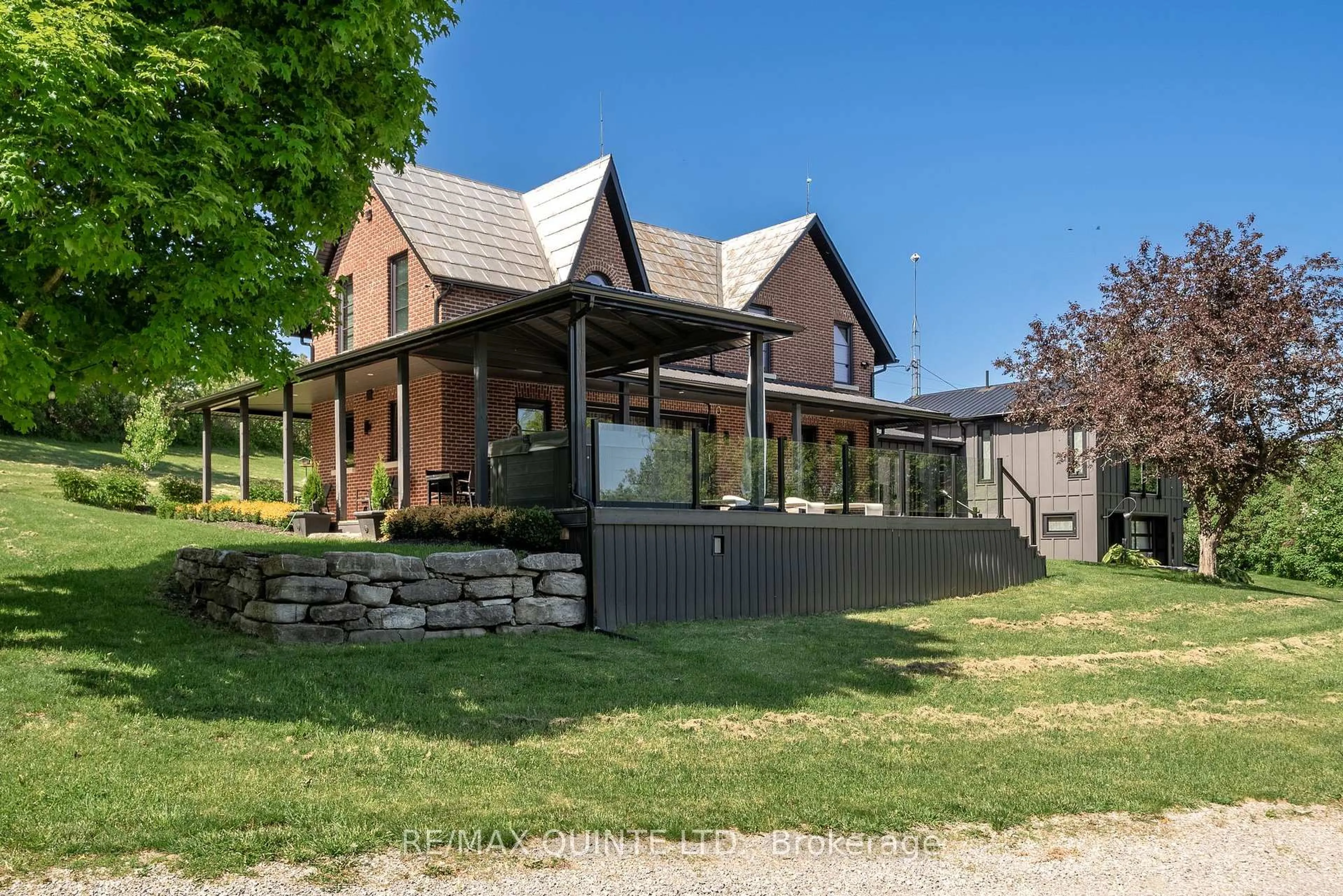 A pic from outside/outdoor area/front of a property/back of a property/a pic from drone, street for 953 Hogs Back Rd, Tweed Ontario K0K 2L0