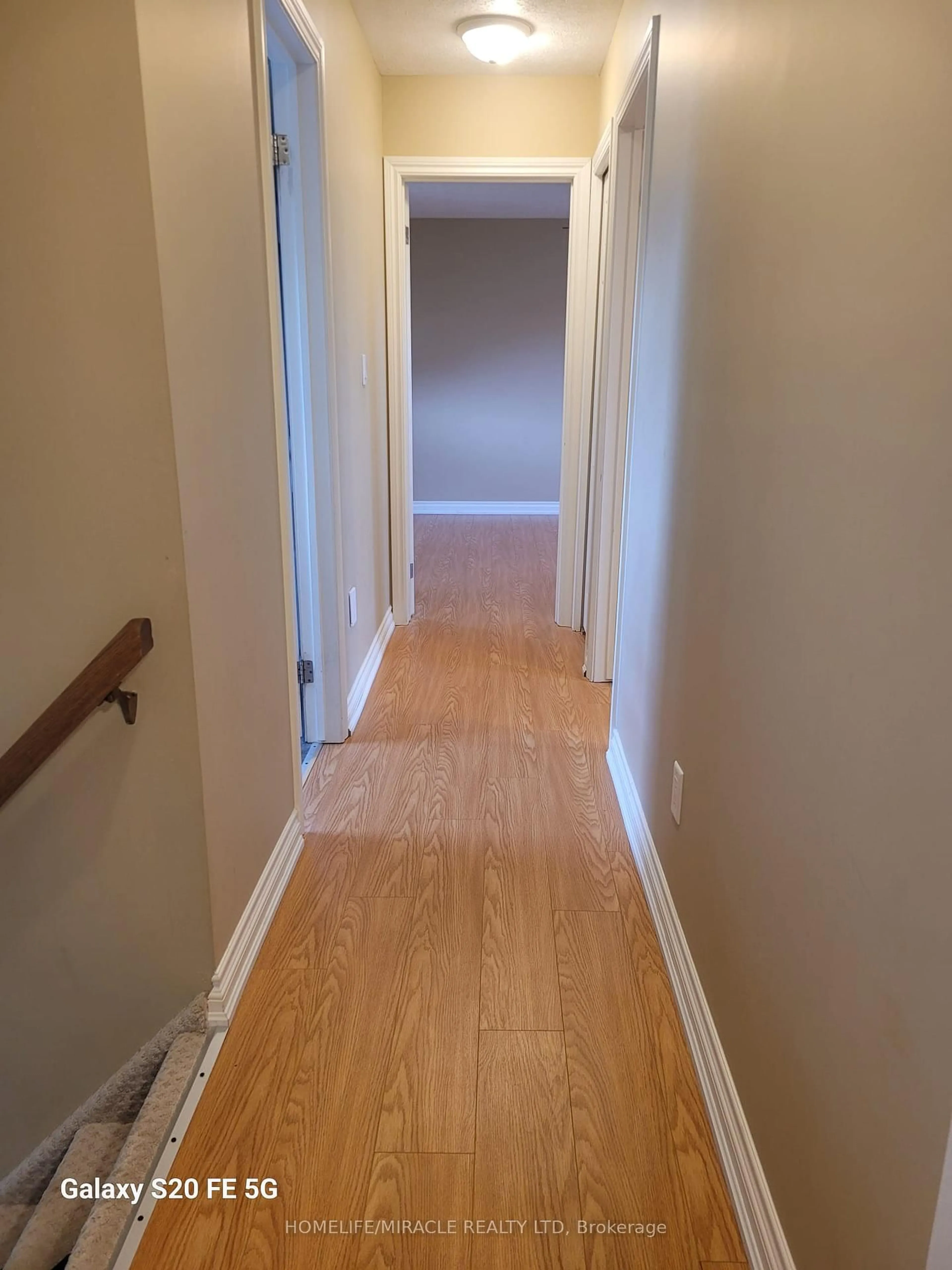 A pic of a room for 880 27th St, Owen Sound Ontario N4K 6P3