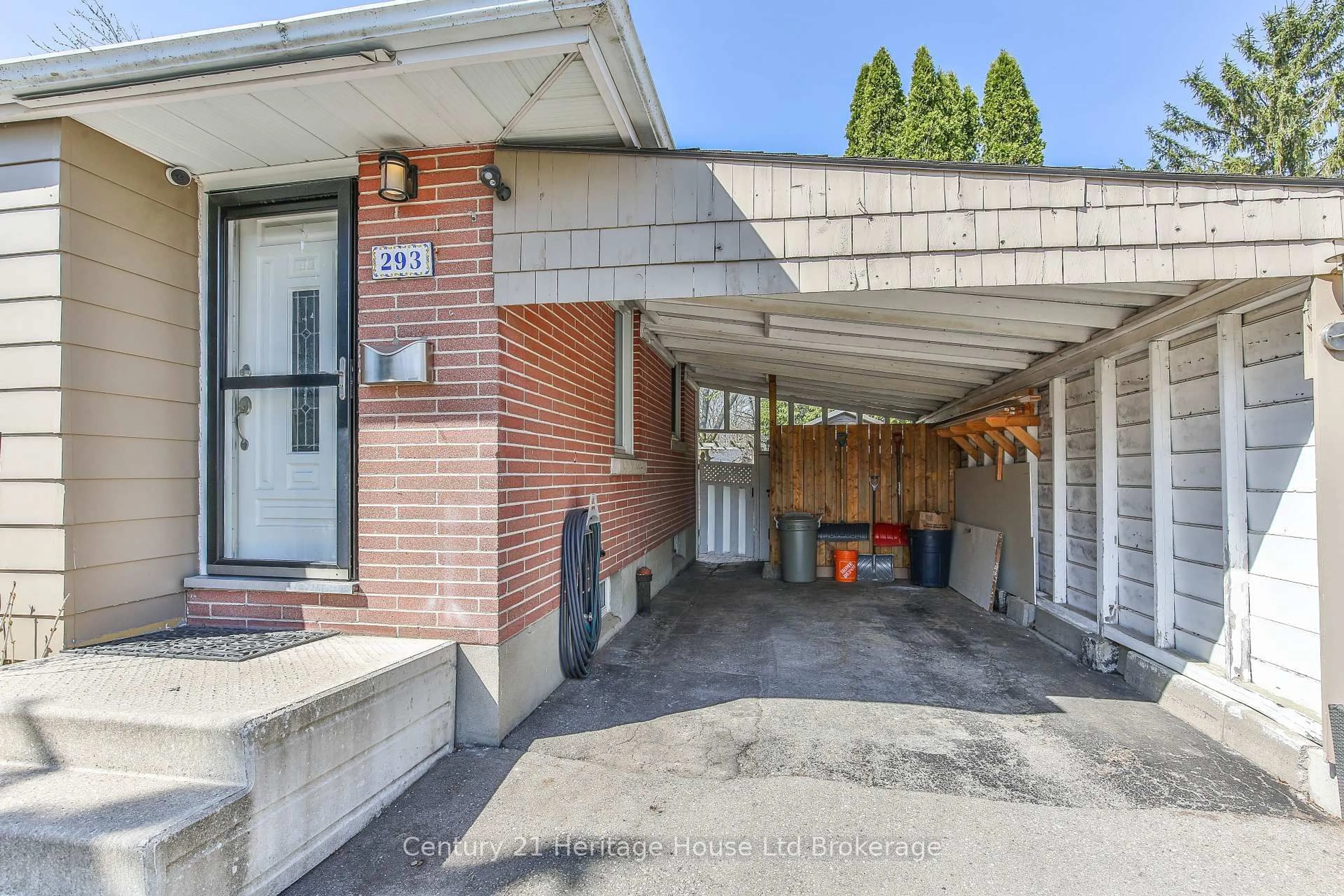 Unknown for 293 Clarke St, Woodstock Ontario N4S 7M9