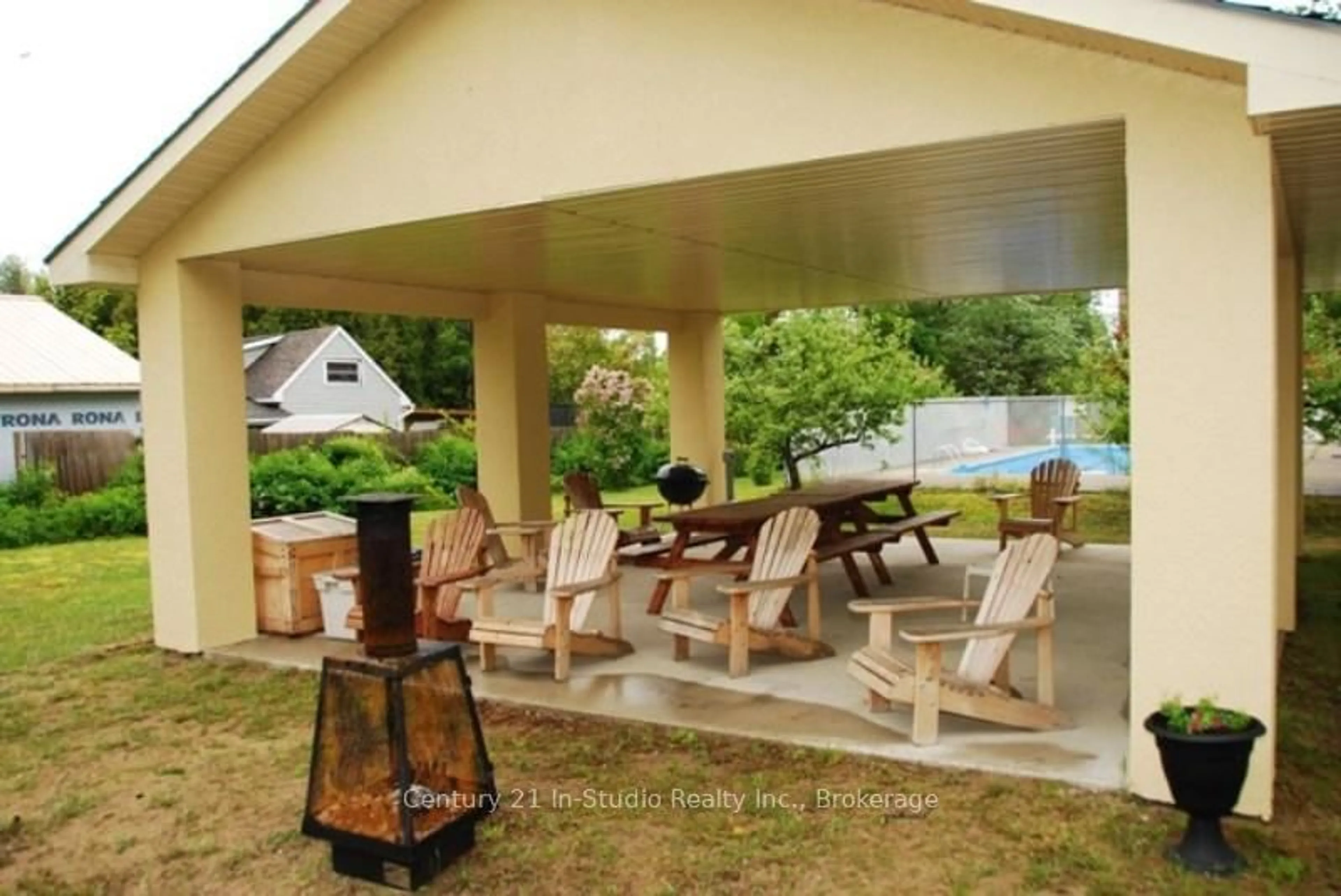 Patio, water/lake/river/ocean view for 229 Adelaide St #115, Saugeen Shores Ontario N0H 2L0