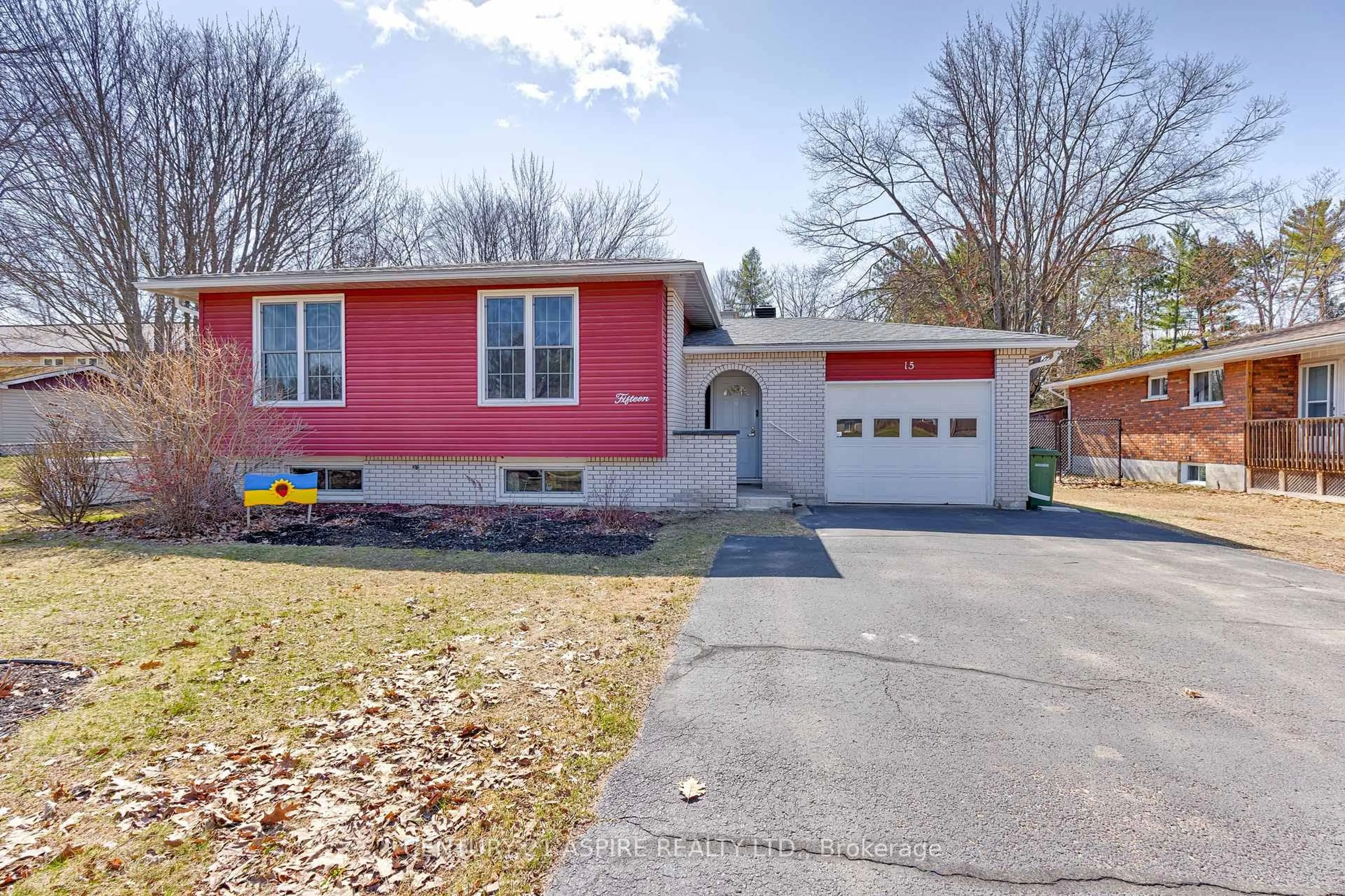 Home with brick exterior material, street for 15 Roy St, Petawawa Ontario K8H 3A5