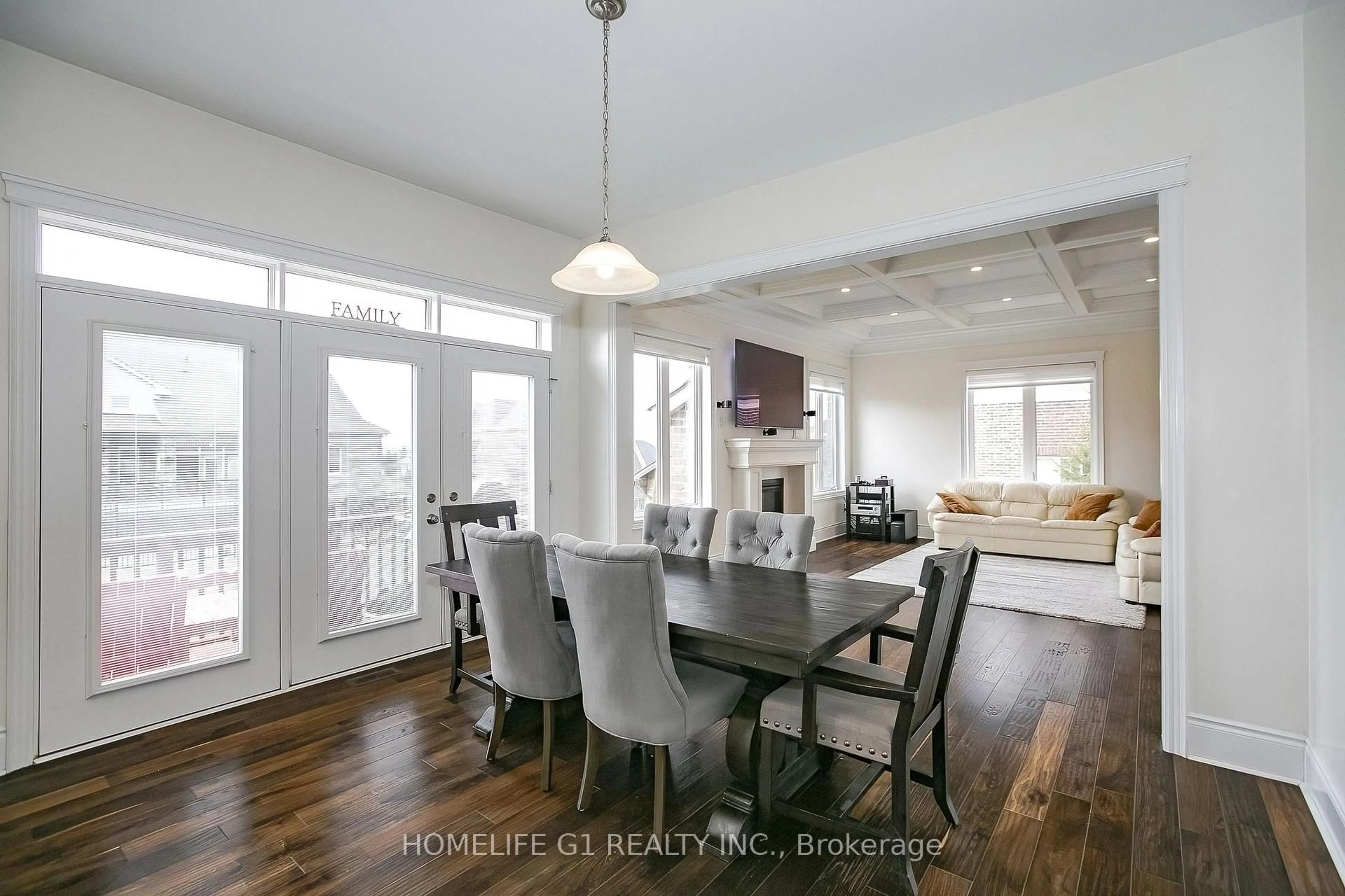 Dining room, wood/laminate floor for 18 Meek Ave, Mono Ontario L9W 6W8