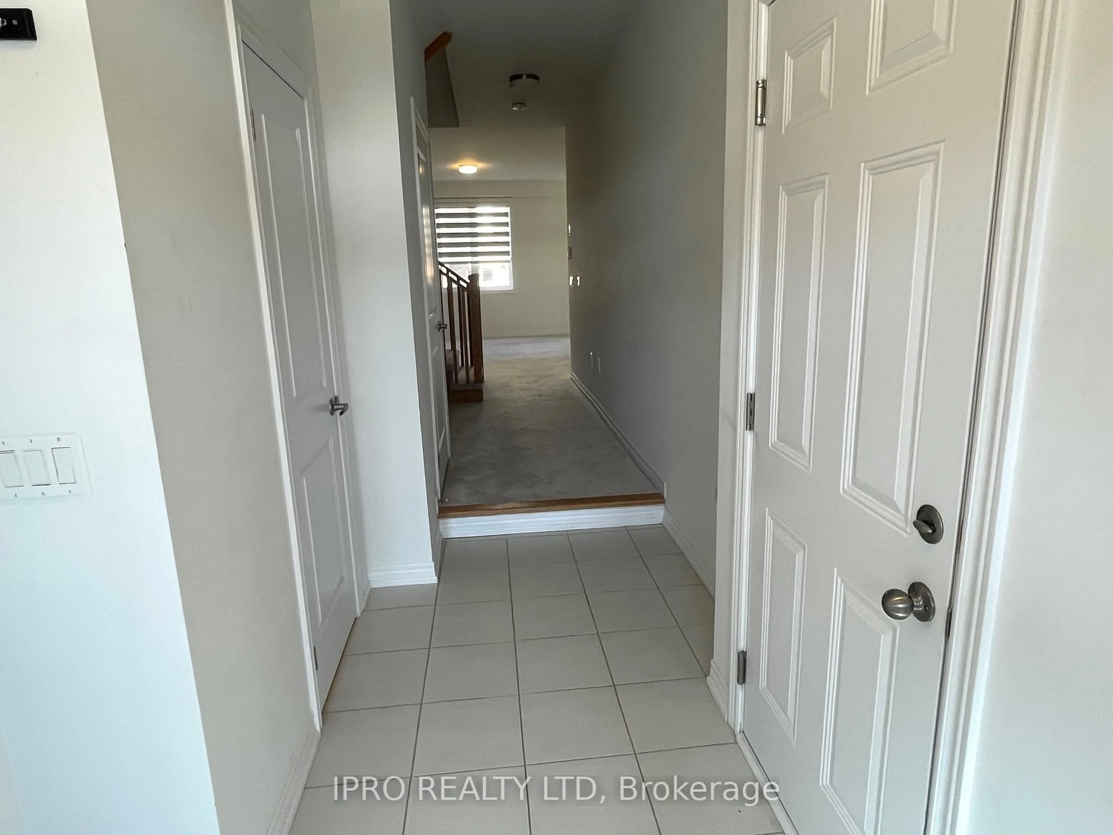 Indoor entryway for 48 Edminston Dr, Centre Wellington Ontario N1M 0J1