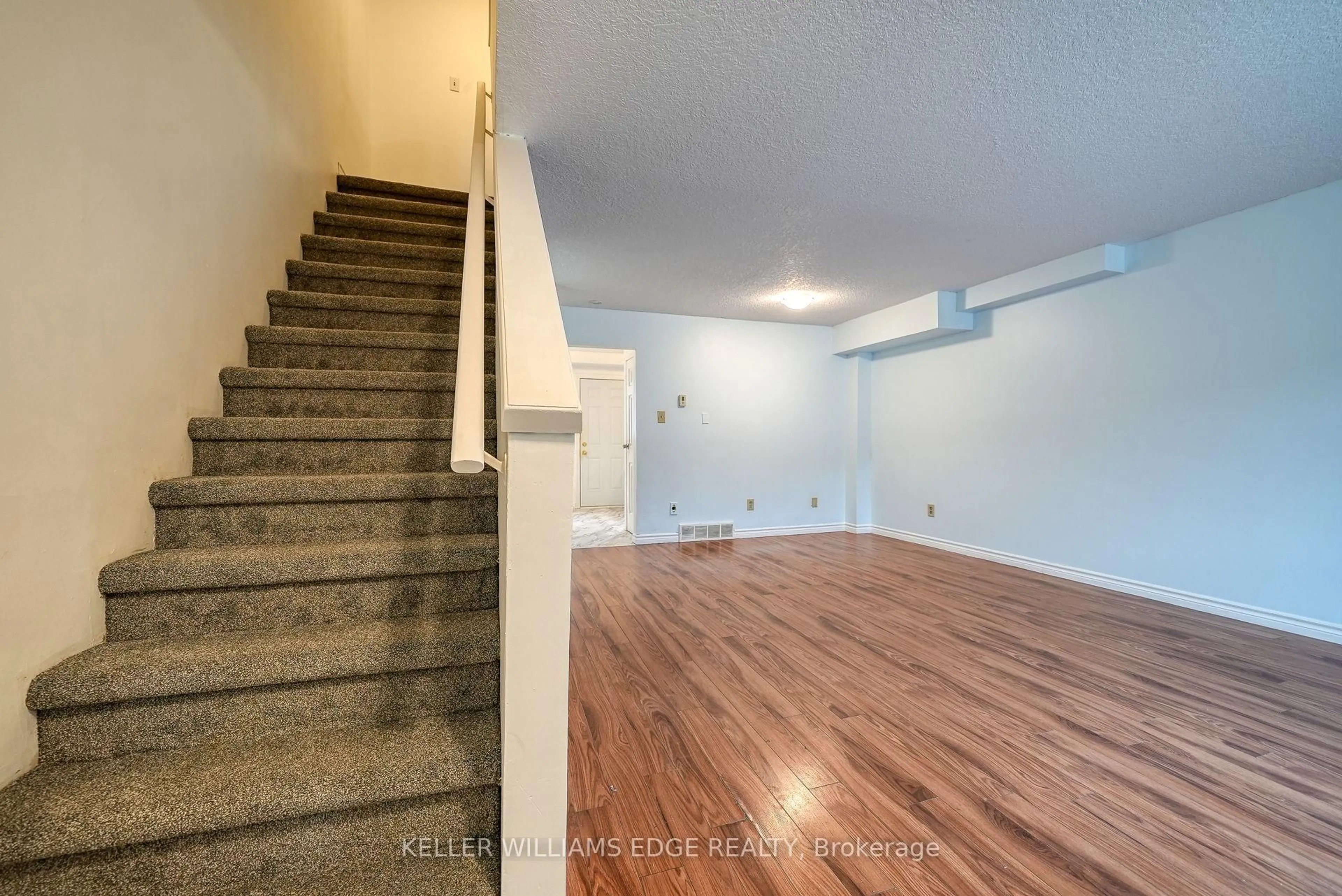Unknown for 394 Springbank Ave #4, Woodstock Ontario N4T 1L1