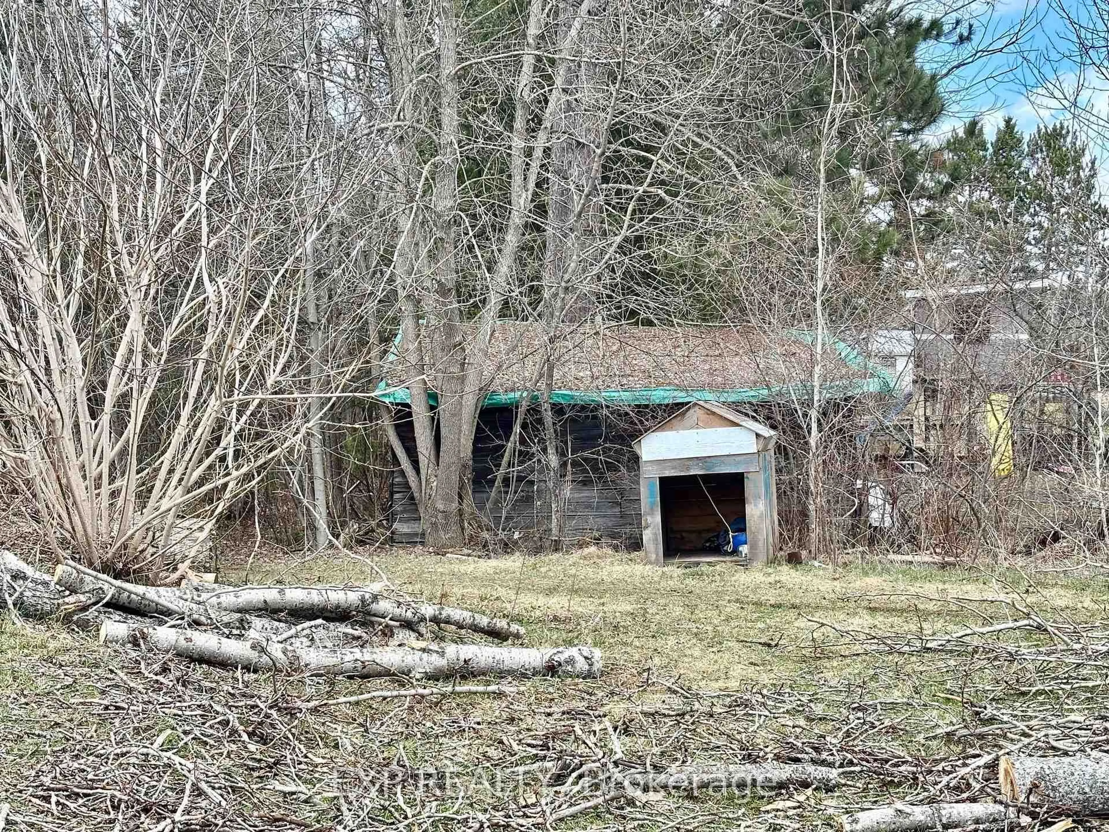 Shed for 4 Roche St, Killaloe Ontario K0J 2A0