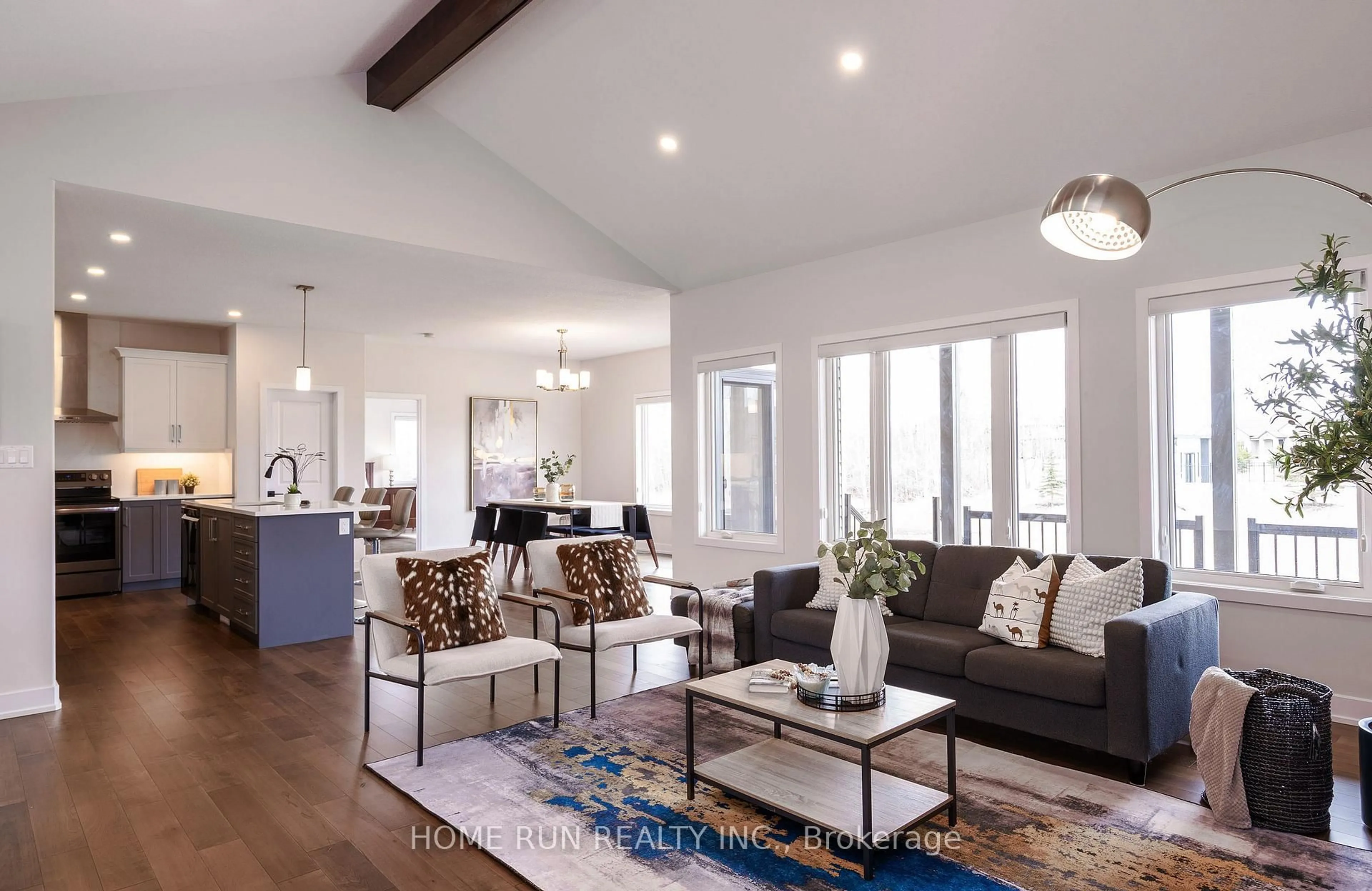 Living room with furniture, wood/laminate floor for 212 SUMMERVIEW Terr, Ottawa Ontario K4P 1R3