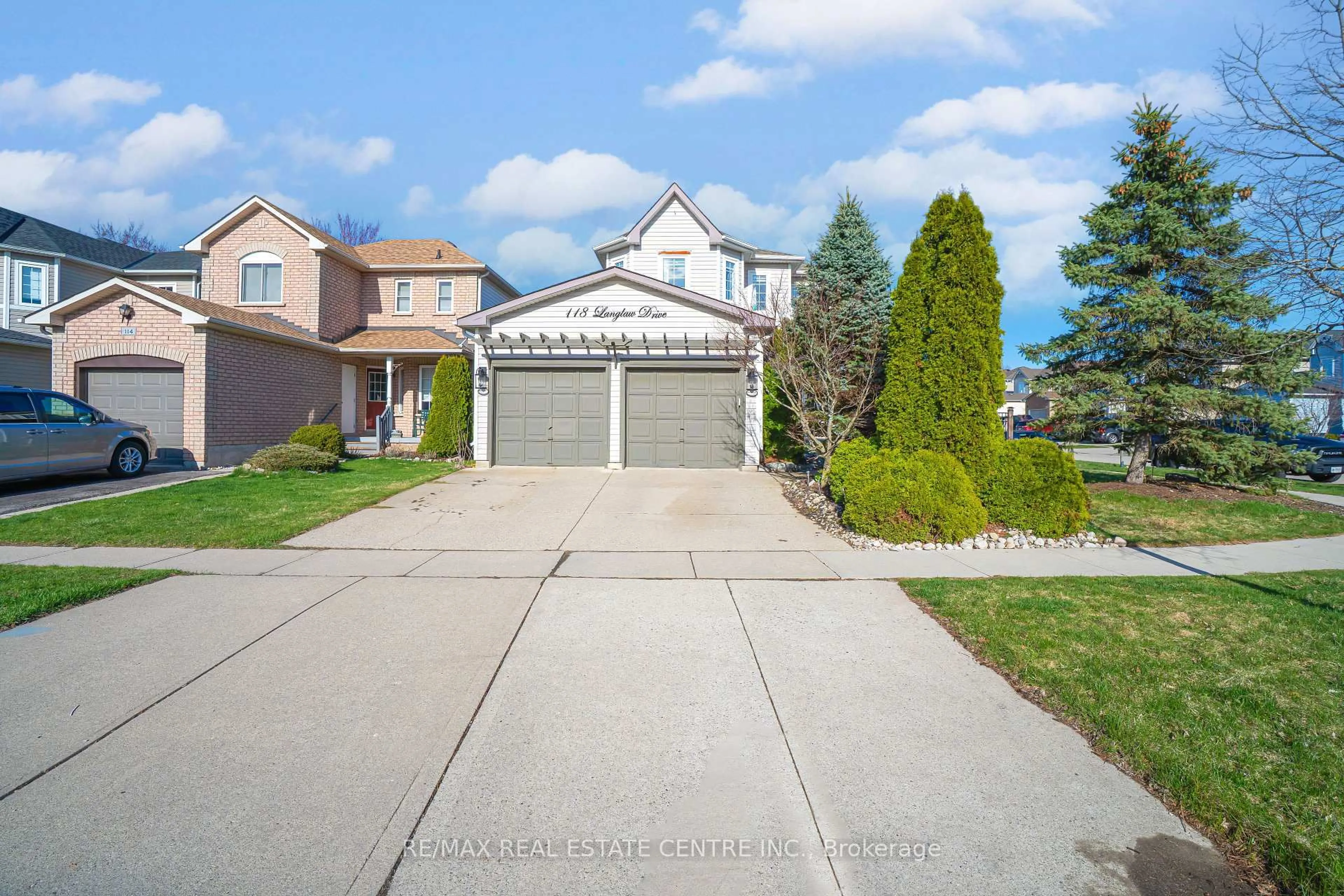 Unknown for 118 Langlaw Dr, Cambridge Ontario N1P 1H9
