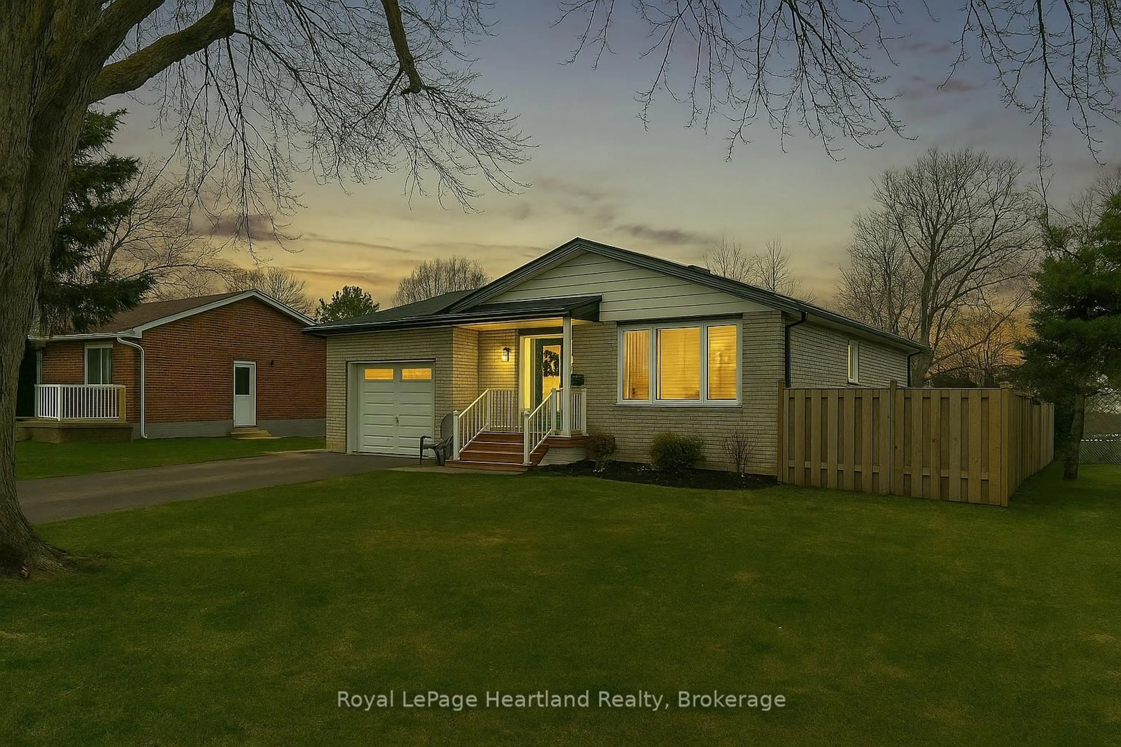 Unknown for 465 Main St, Minto Ontario N0G 2P0