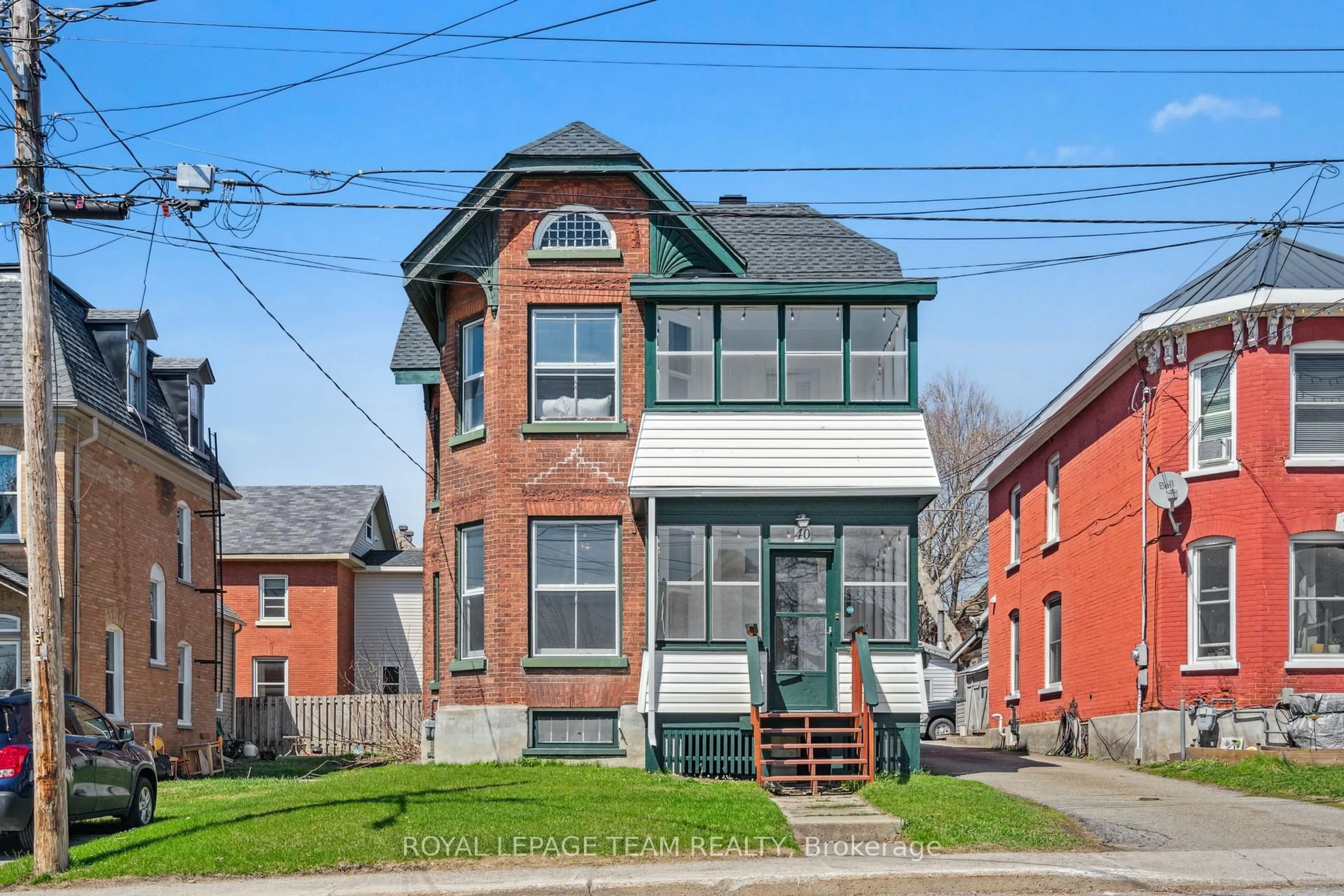 Home with brick exterior material, street for 40 Church St, Smiths Falls Ontario K7A 1P7