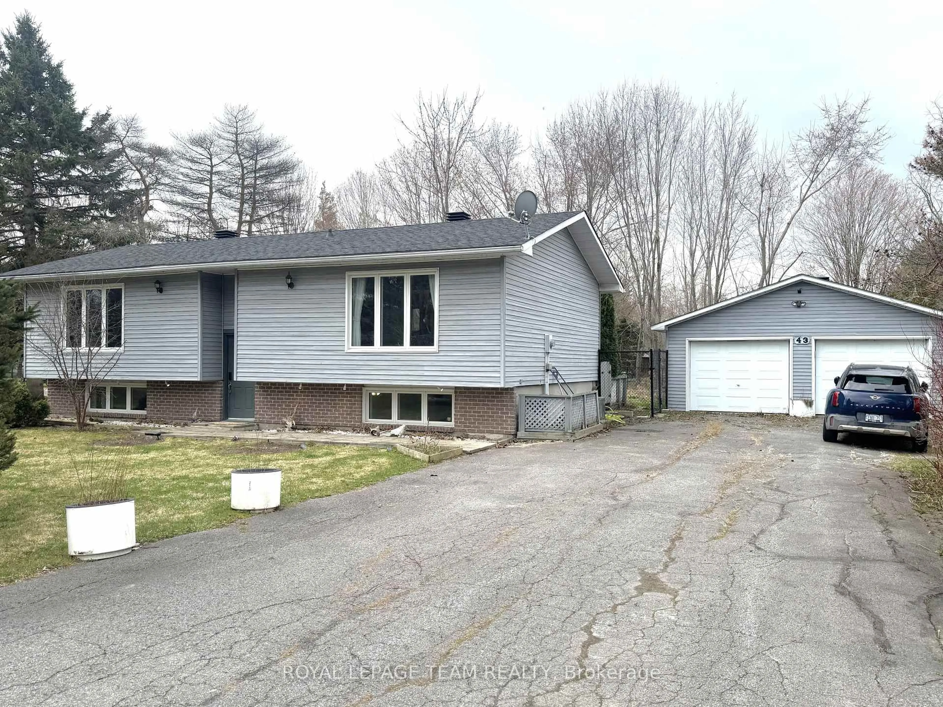 A pic from outside/outdoor area/front of a property/back of a property/a pic from drone, street for 43 Manitou St, The Nation Ontario K0A 1W0