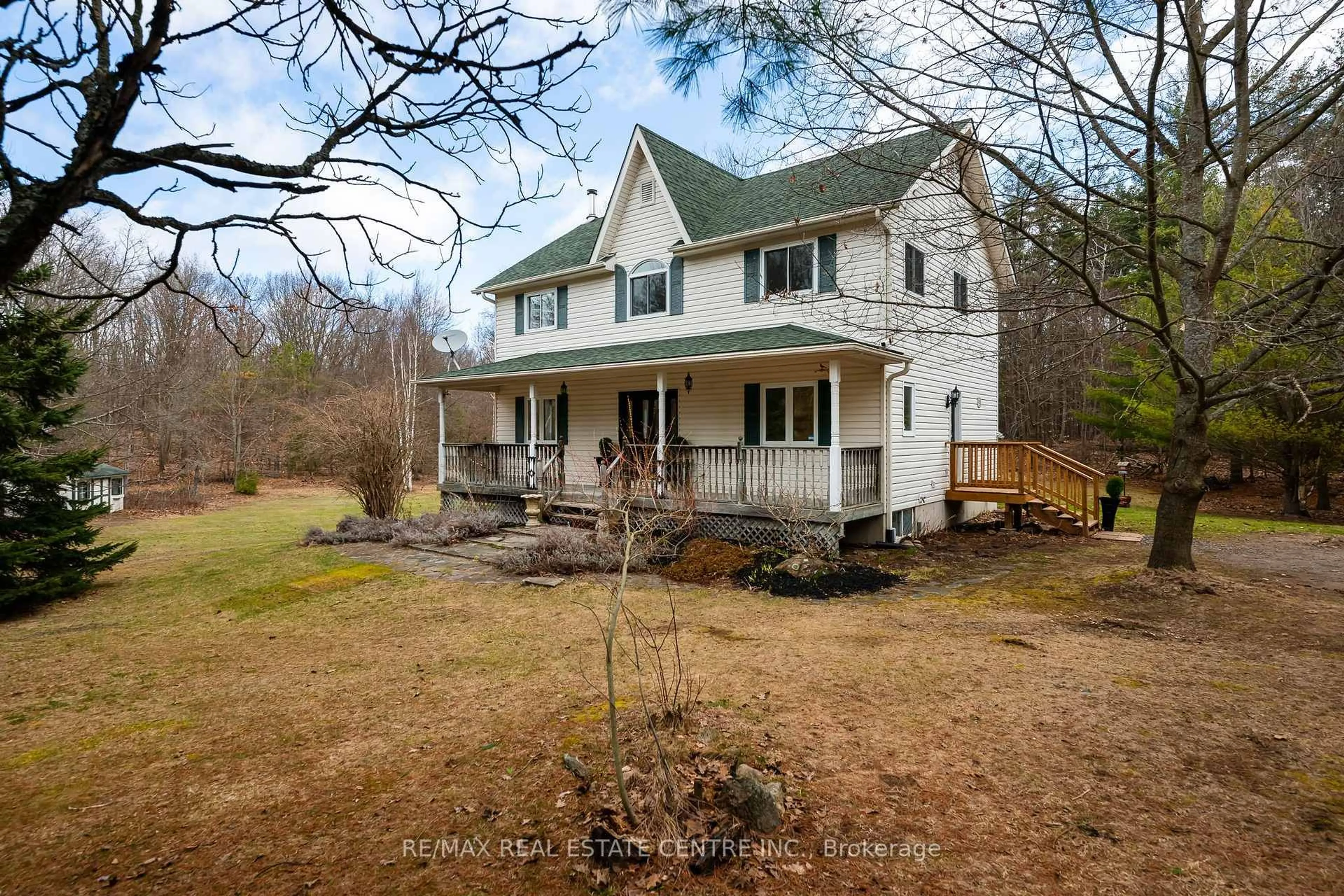 A pic from outside/outdoor area/front of a property/back of a property/a pic from drone, unknown for 838093 4th Line, Mulmur Ontario L9V 0J6