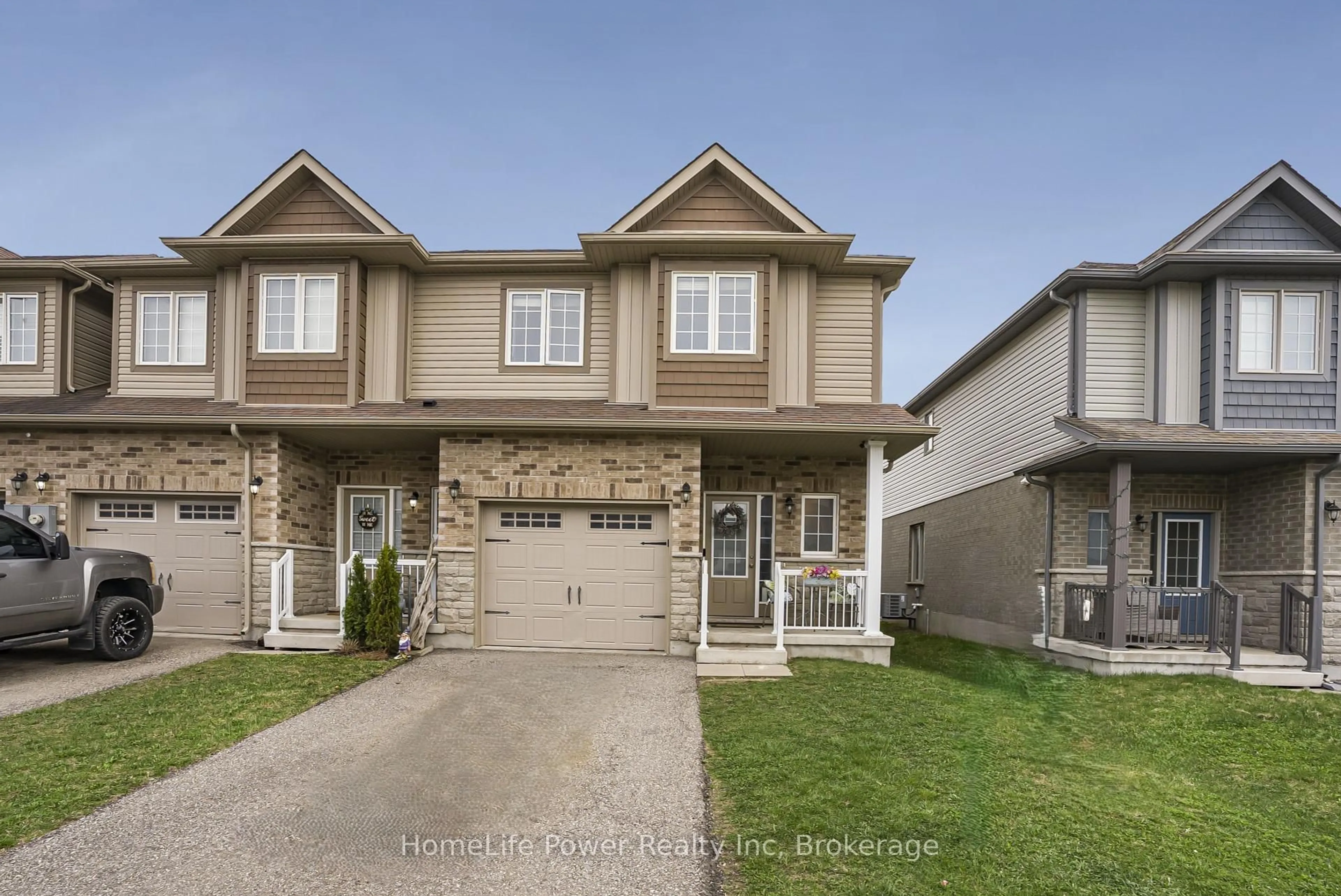 Home with vinyl exterior material, street for 1458 CAEN Ave, Woodstock Ontario N4T 0J7