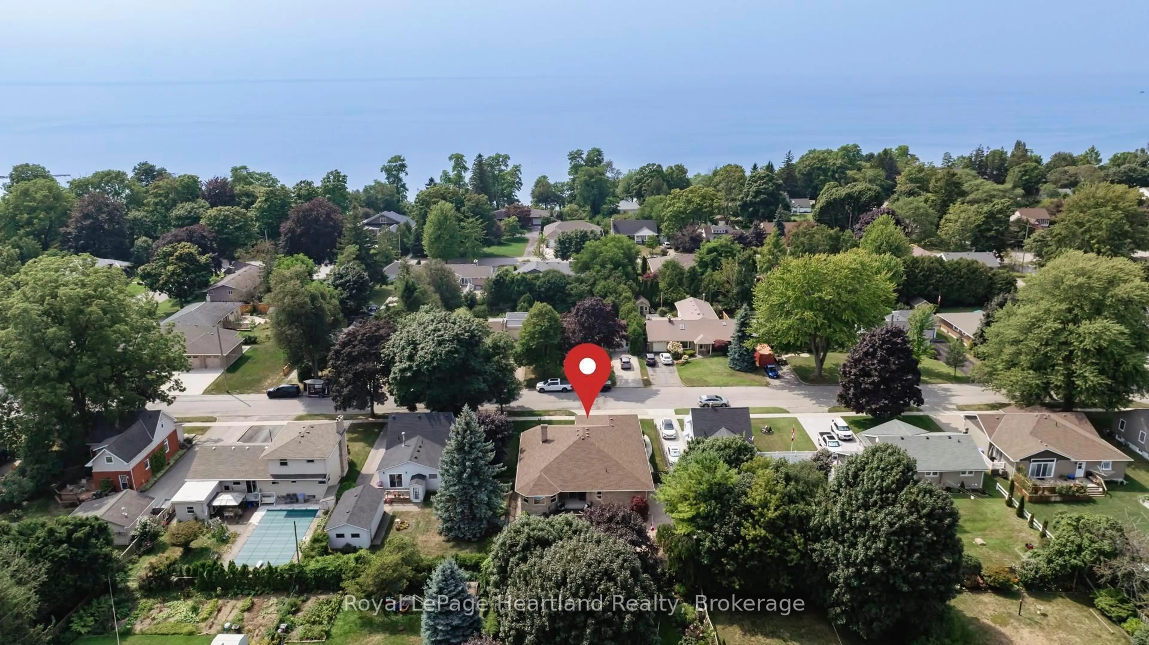 A pic from outside/outdoor area/front of a property/back of a property/a pic from drone, water/lake/river/ocean view for 197 Warren St, Goderich Ontario N7A 3W7