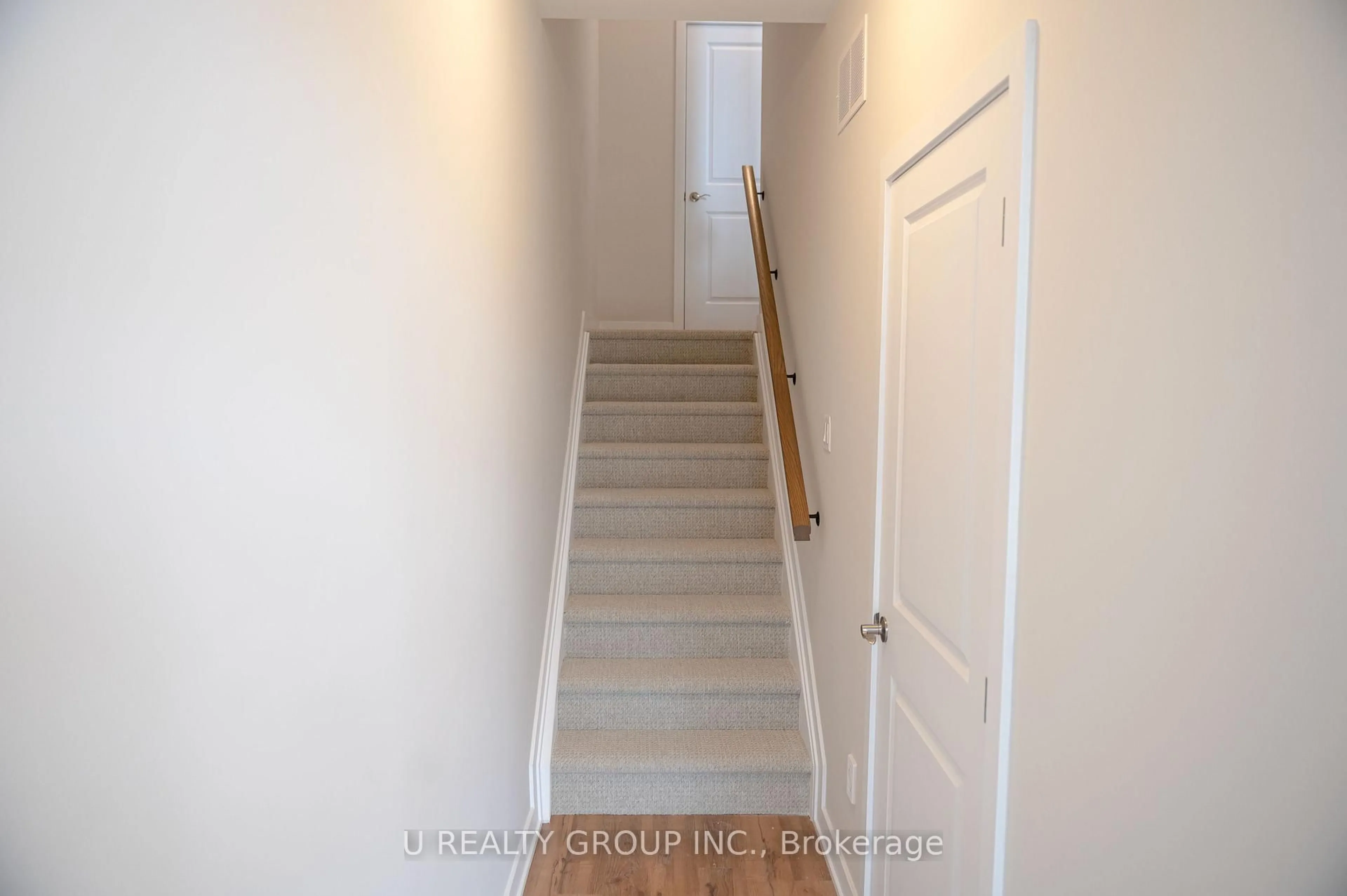 Stairs for 1202 Flycatcher Private, Ottawa Ontario K1X 0M7
