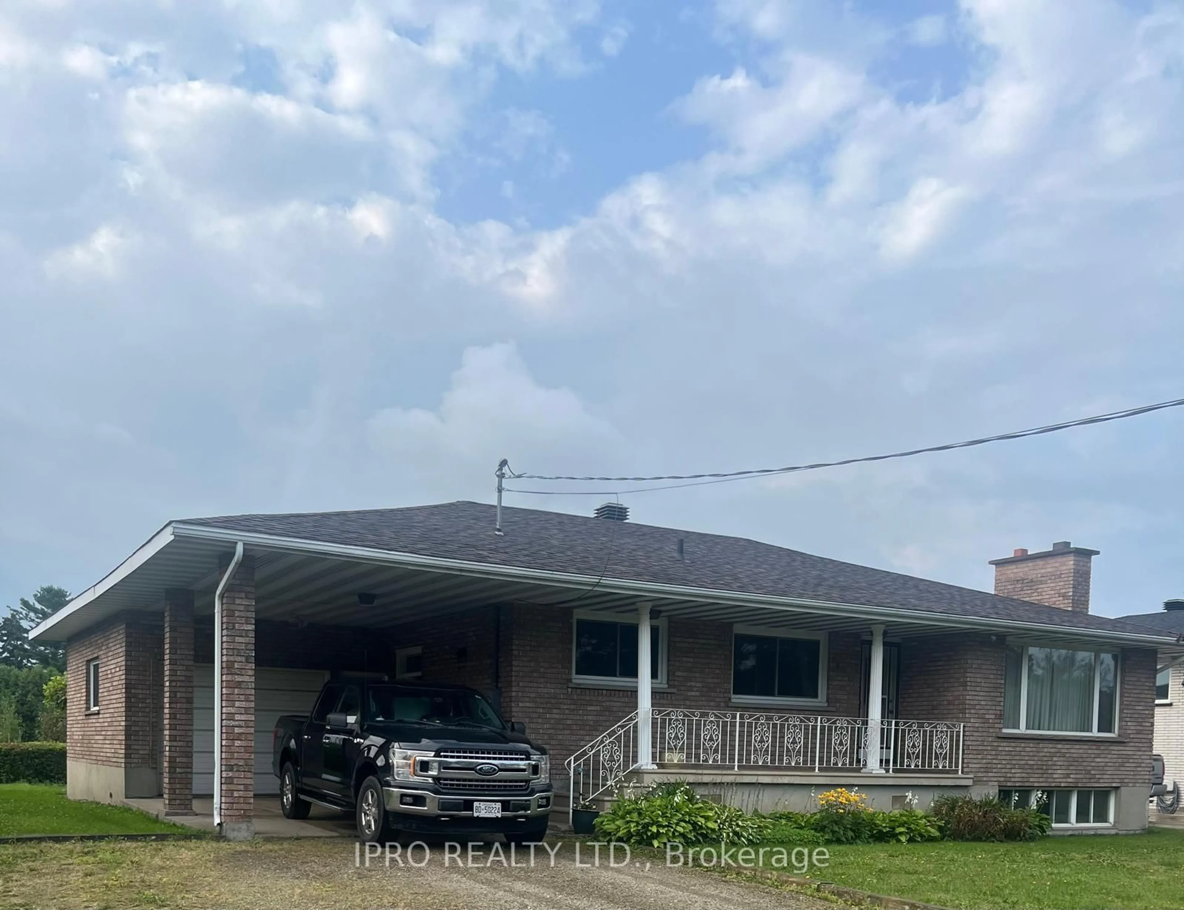 Unknown for 245 Sussex Rd, Sault Ste Marie Ontario P6C 5X6