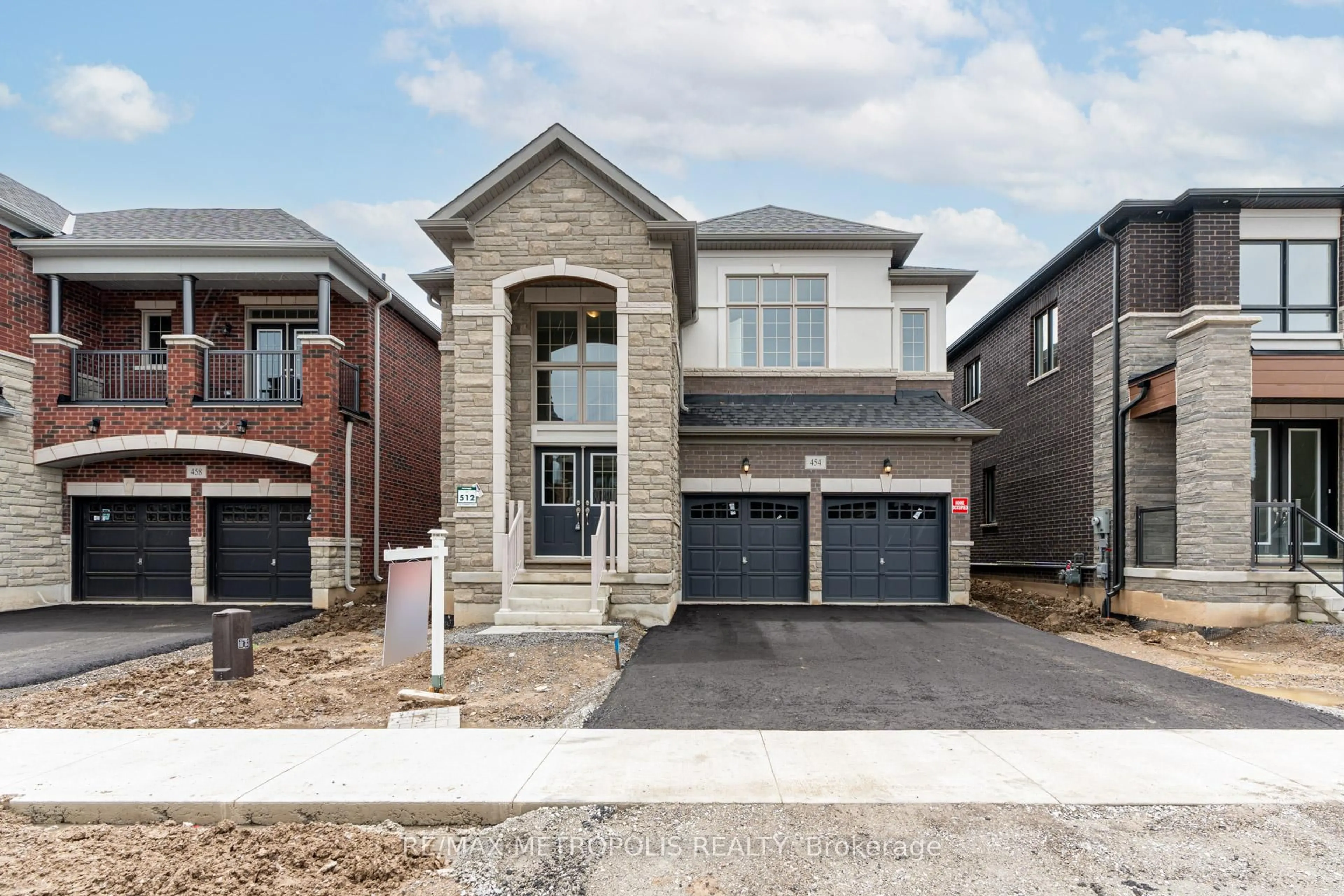 Home with brick exterior material, street for 454 Humphrey St, Hamilton Ontario L8B 1Z7