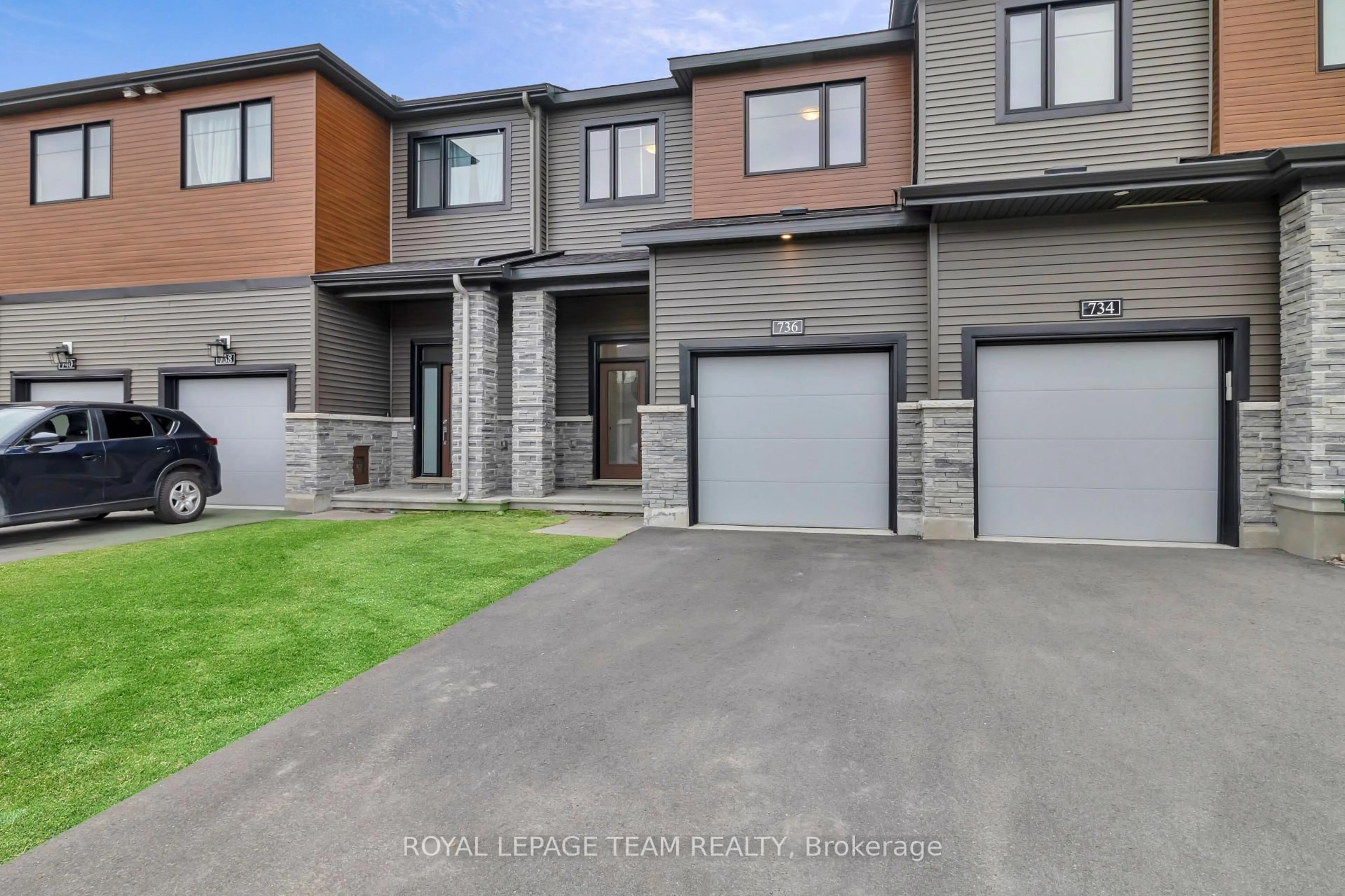 Unknown for 736 Cashmere Terr, Ottawa Ontario K2J 6Z6