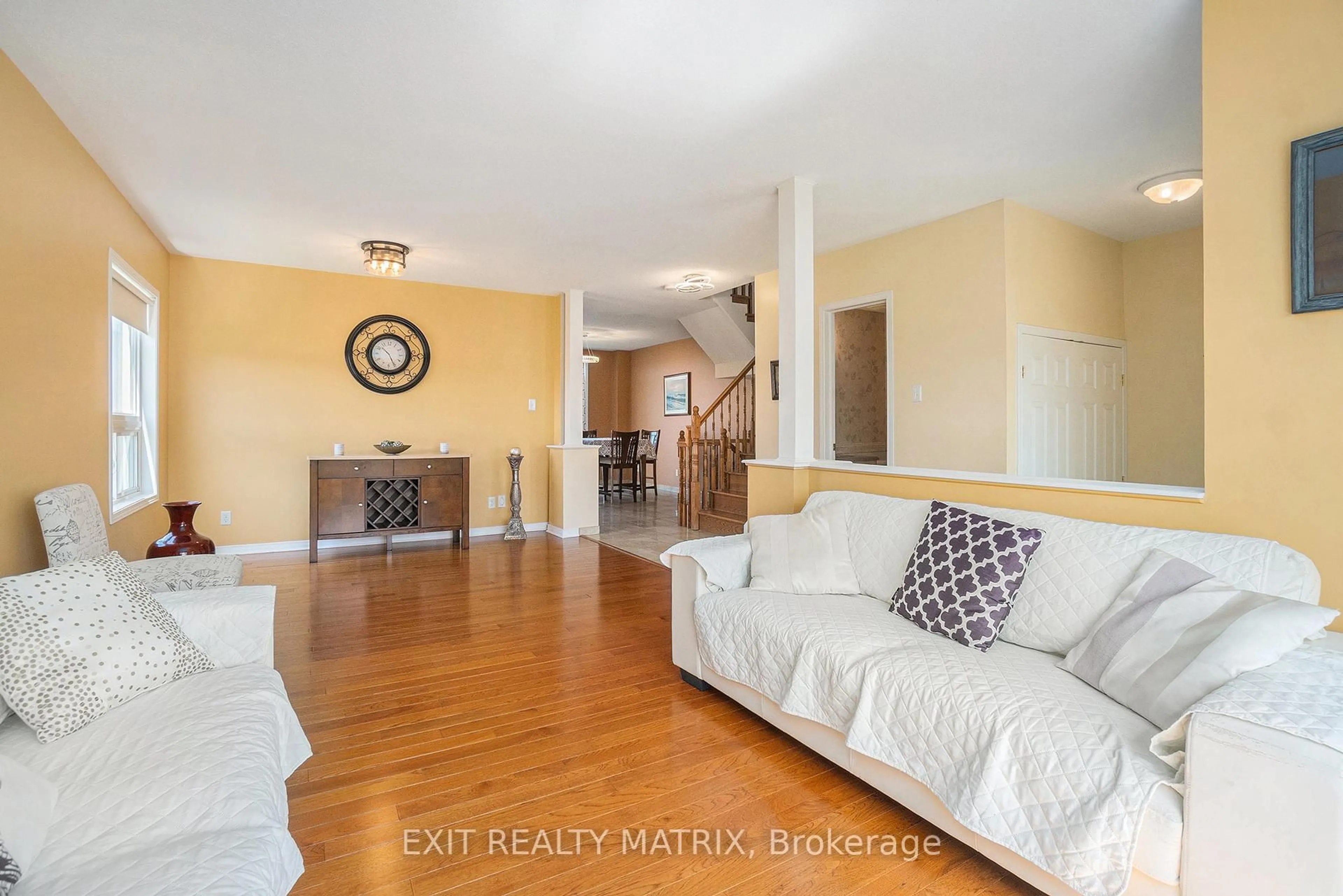 Living room with furniture, unknown for 236 Labelle St, Russell Ontario K0A 1W0