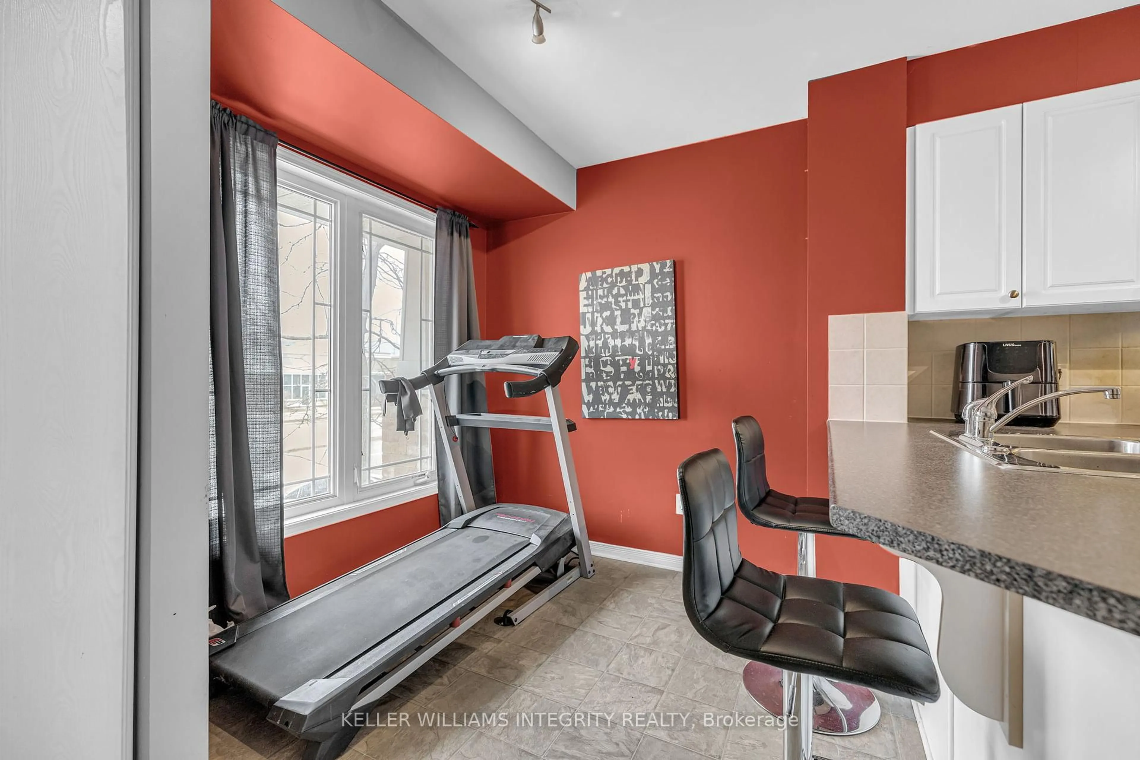 Gym or fitness room for 172 Chapman Mills Dr, Ottawa Ontario K2J 0B7