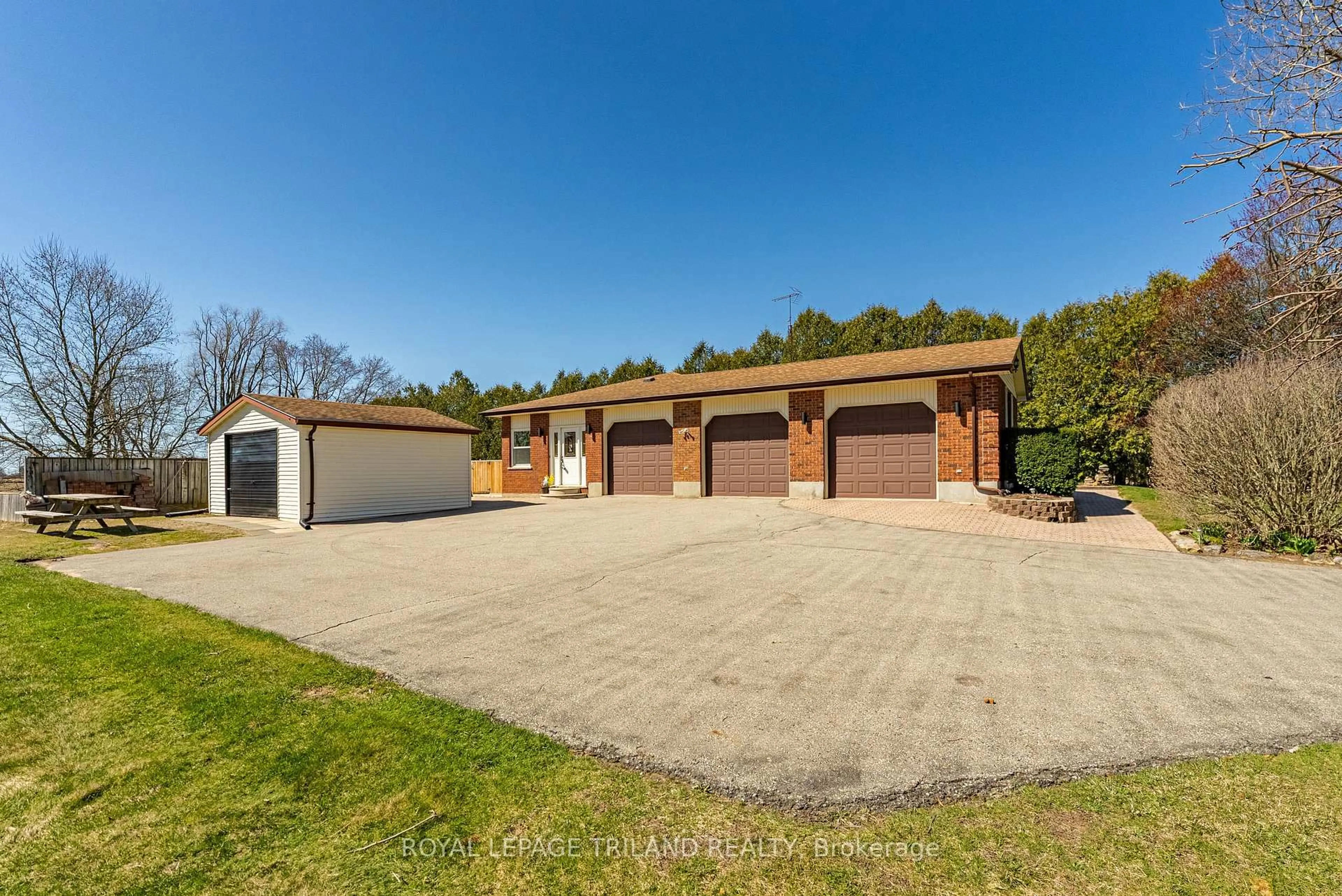 A pic from outside/outdoor area/front of a property/back of a property/a pic from drone, street for 43845 Sparta Line, Central Elgin Ontario N5P 3S8