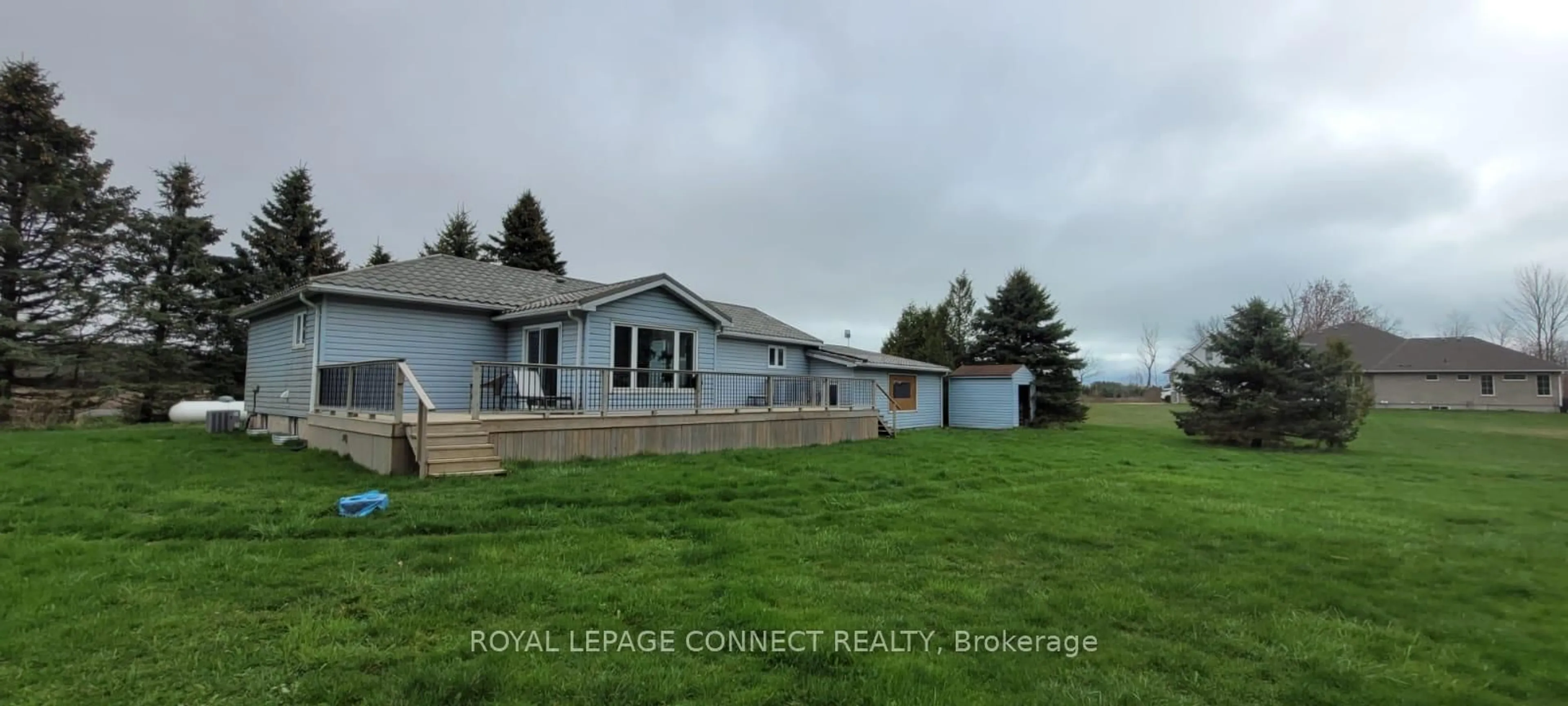 A pic from outside/outdoor area/front of a property/back of a property/a pic from drone, unknown for 35383 LAKE Line, Southwold Ontario N5L 1J1